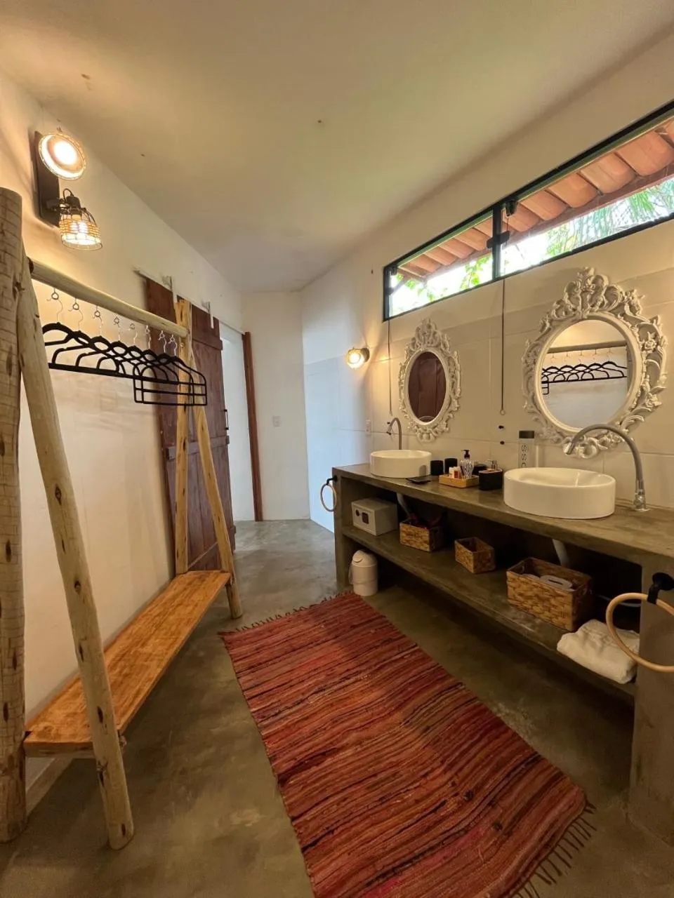 Public Bath in Pousada Oásis