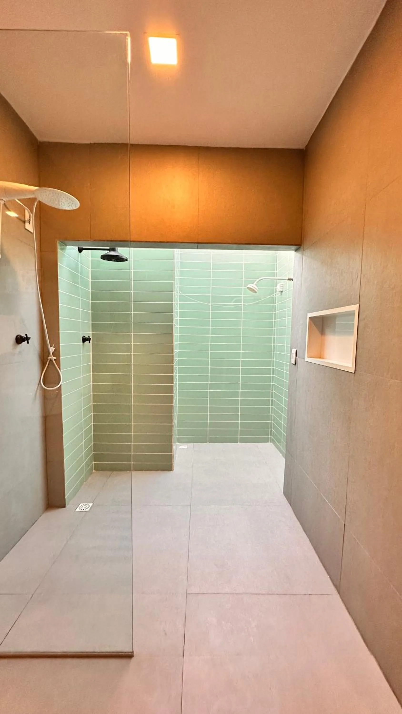 Shower in Pousada Oásis