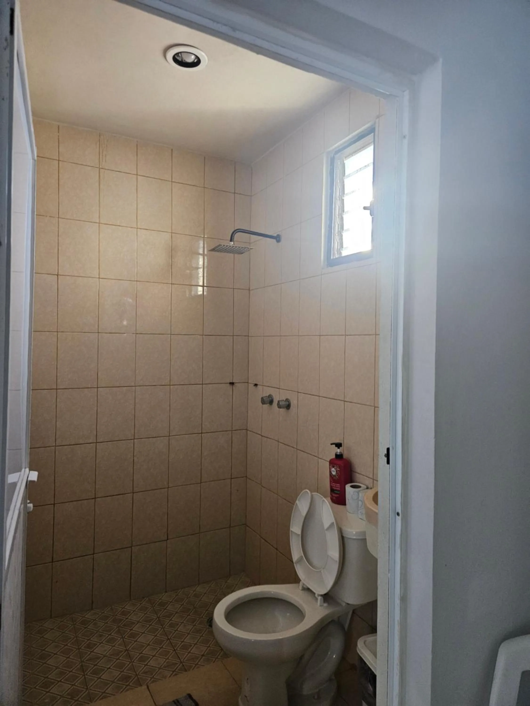 Shower in El Padrino