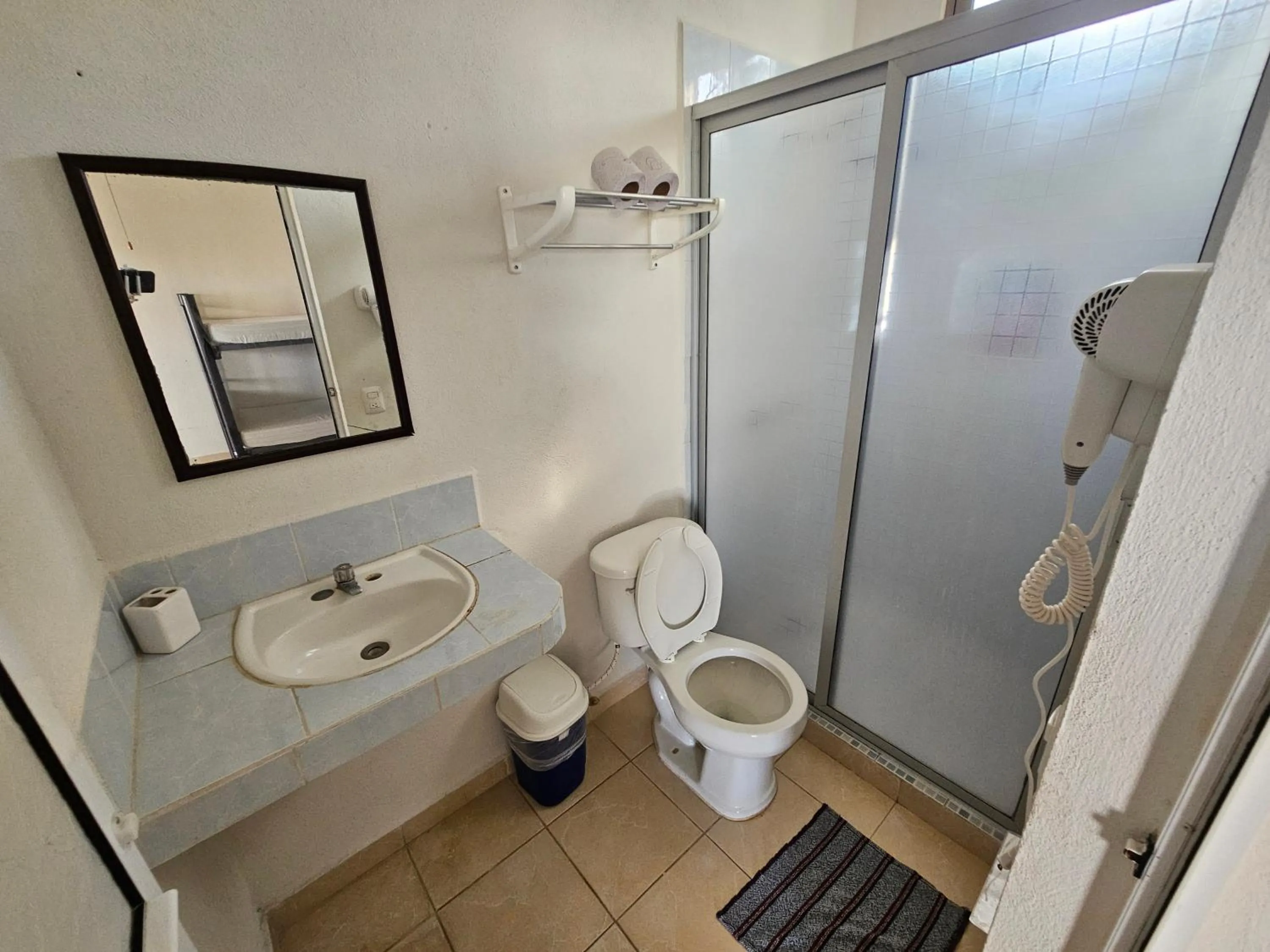 Bathroom in El Padrino