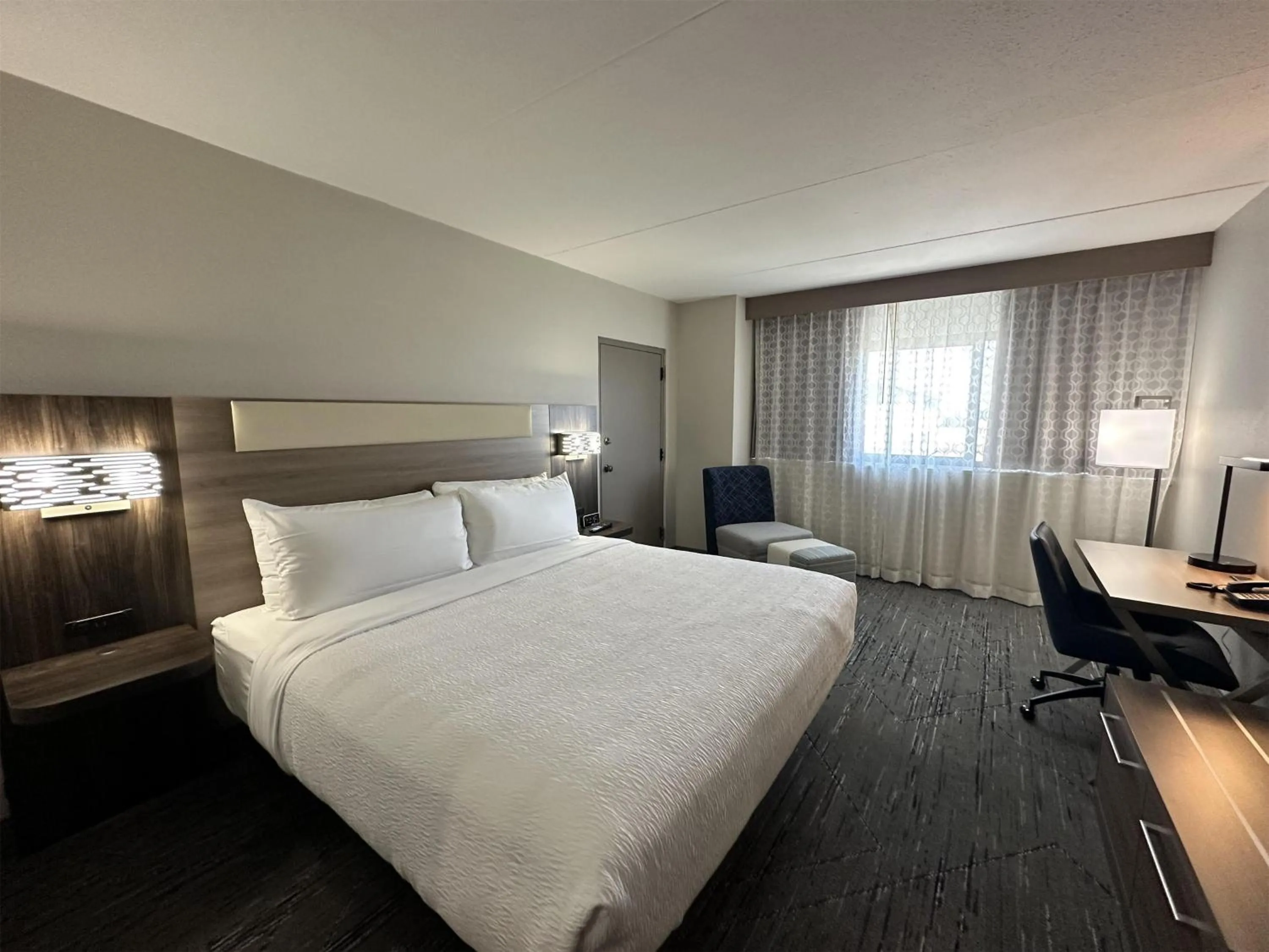 Bedroom, Bed in Best Western Plus Downtown Tacoma