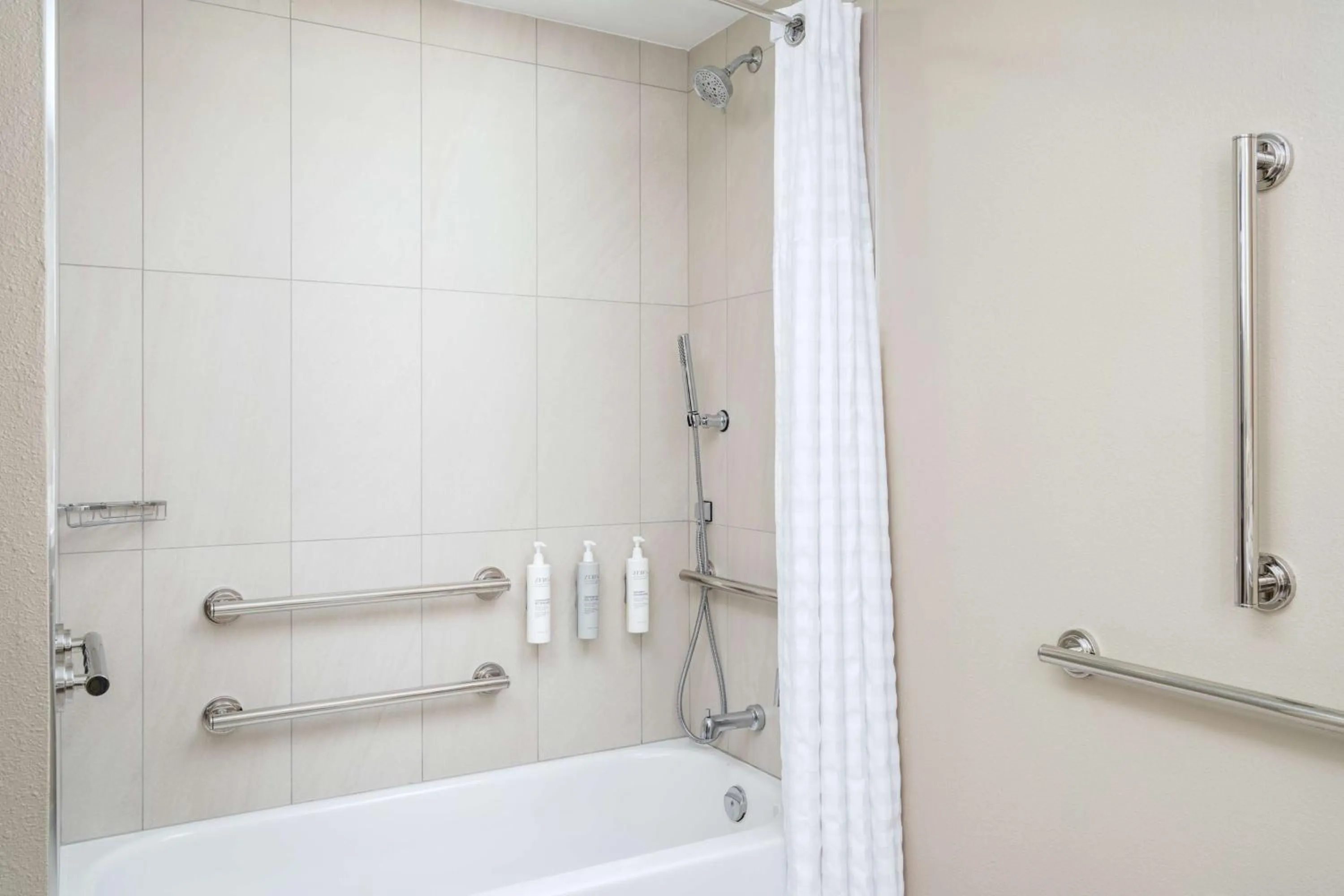 Bathroom in Embassy Suites North Charleston Airport Hotel Convention