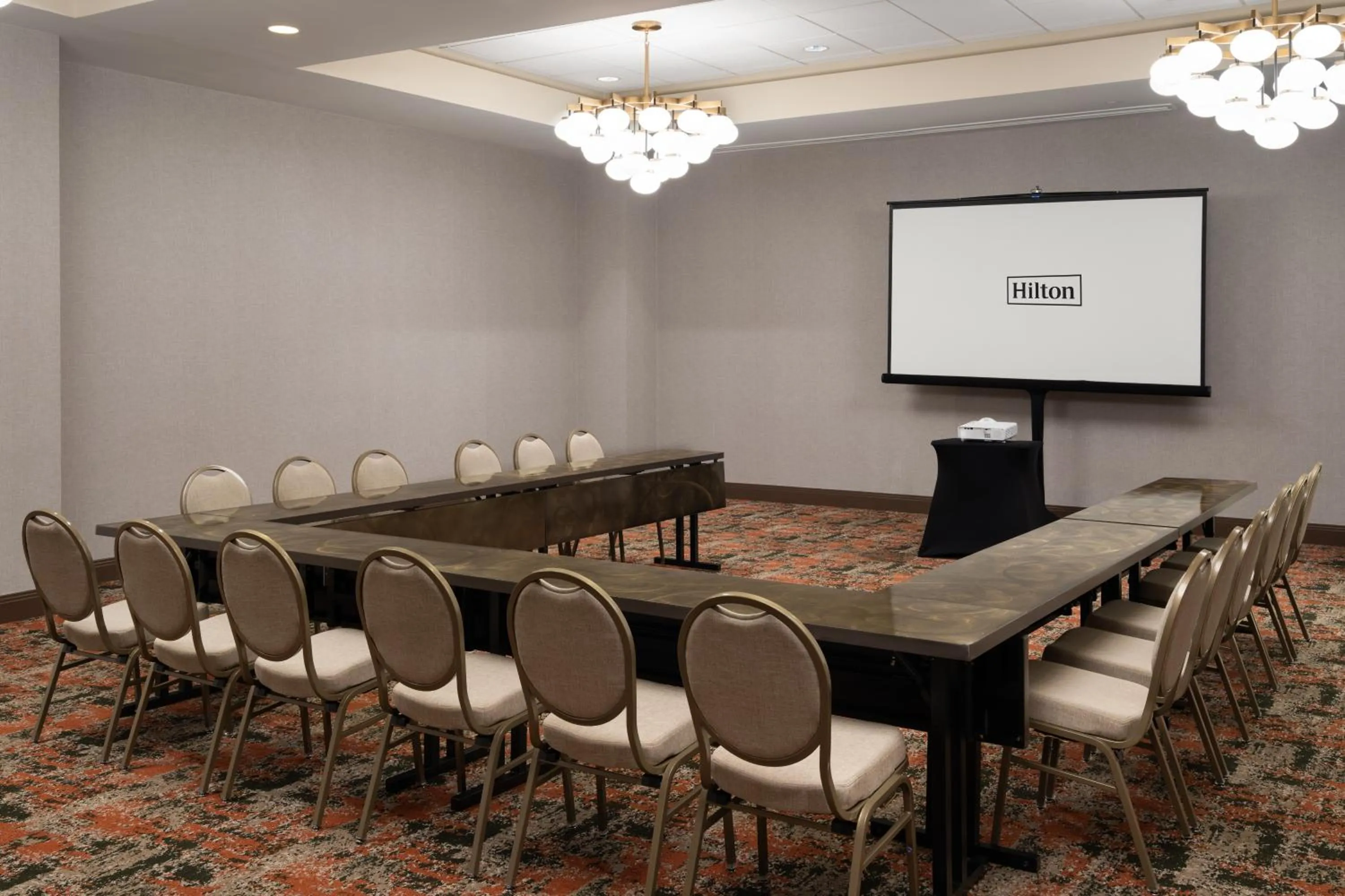 Meeting/conference room in Embassy Suites North Charleston Airport Hotel Convention