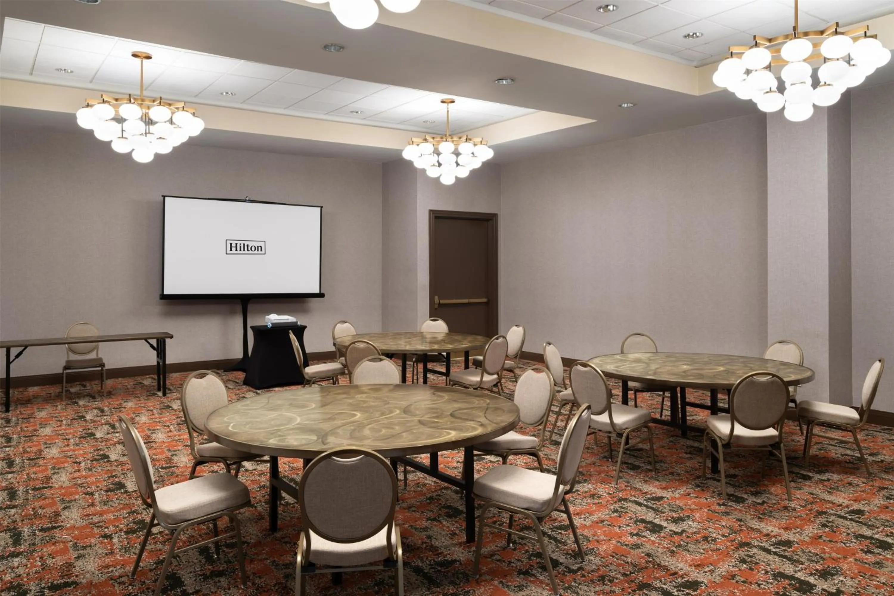 Meeting/conference room in Embassy Suites North Charleston Airport Hotel Convention