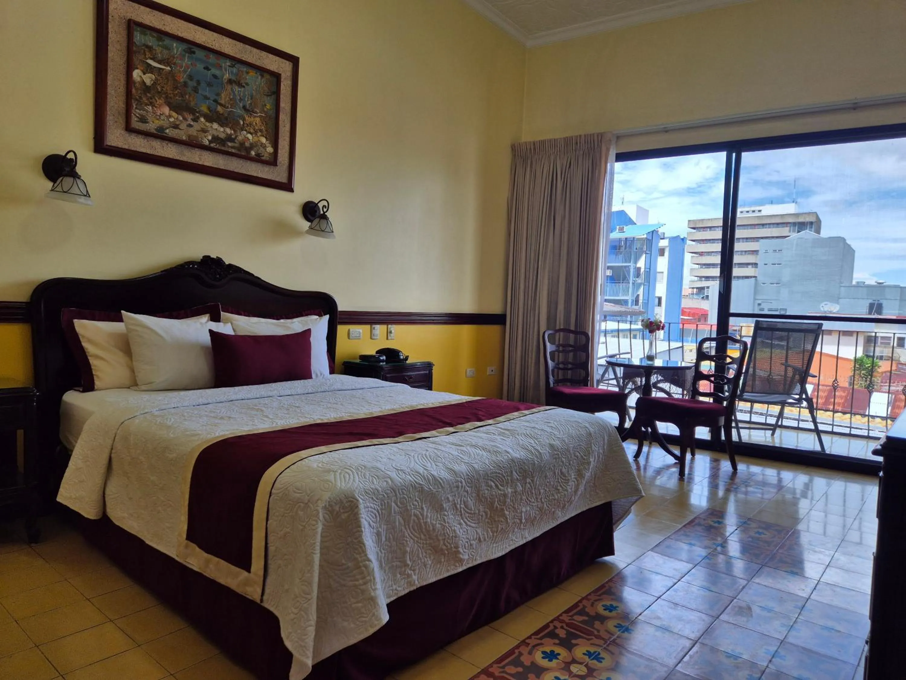 Balcony/Terrace, Bed in Hotel Santo Tomas / Historical Property