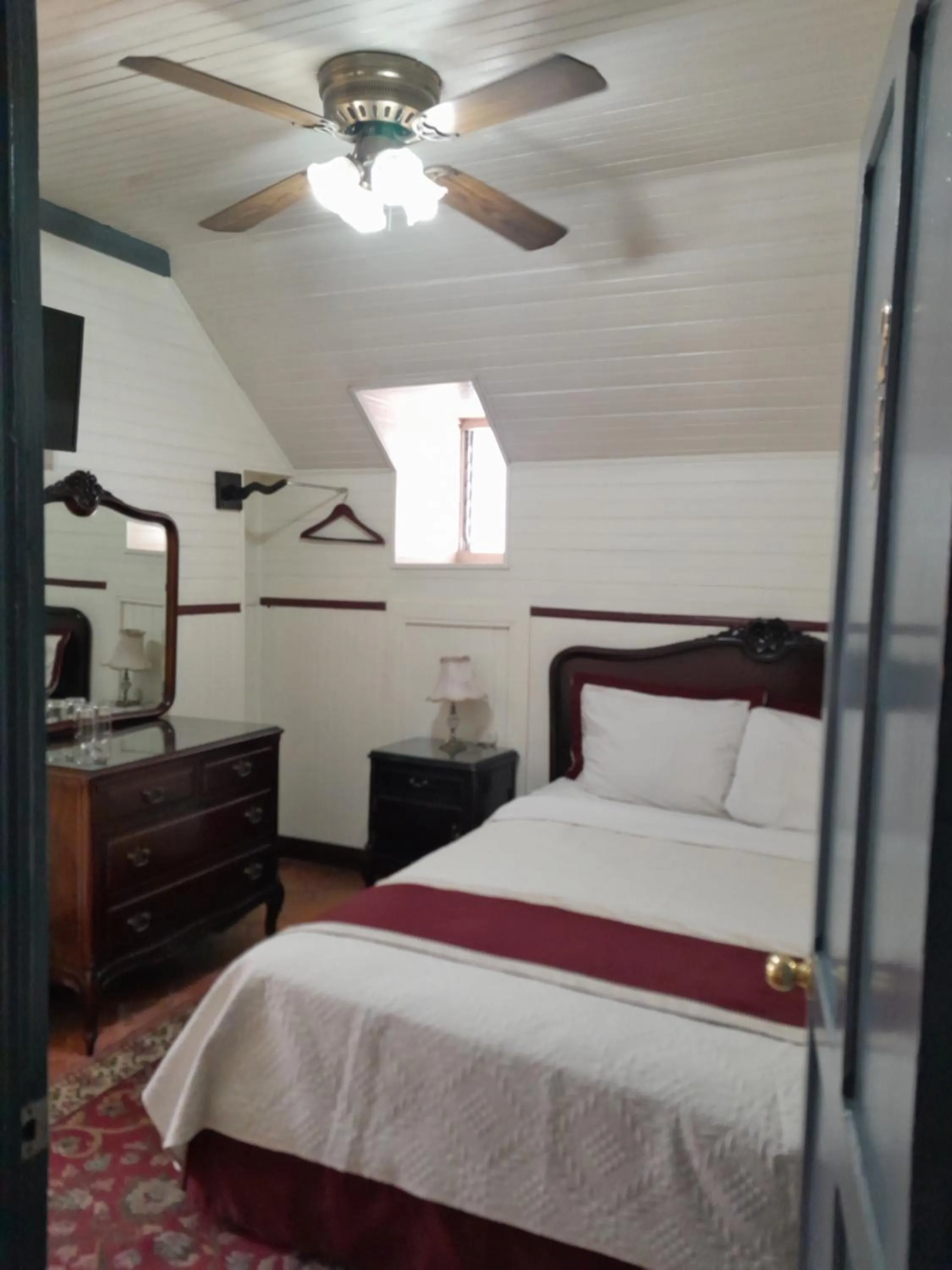 Bedroom, Bed in Hotel Santo Tomas / Historical Property