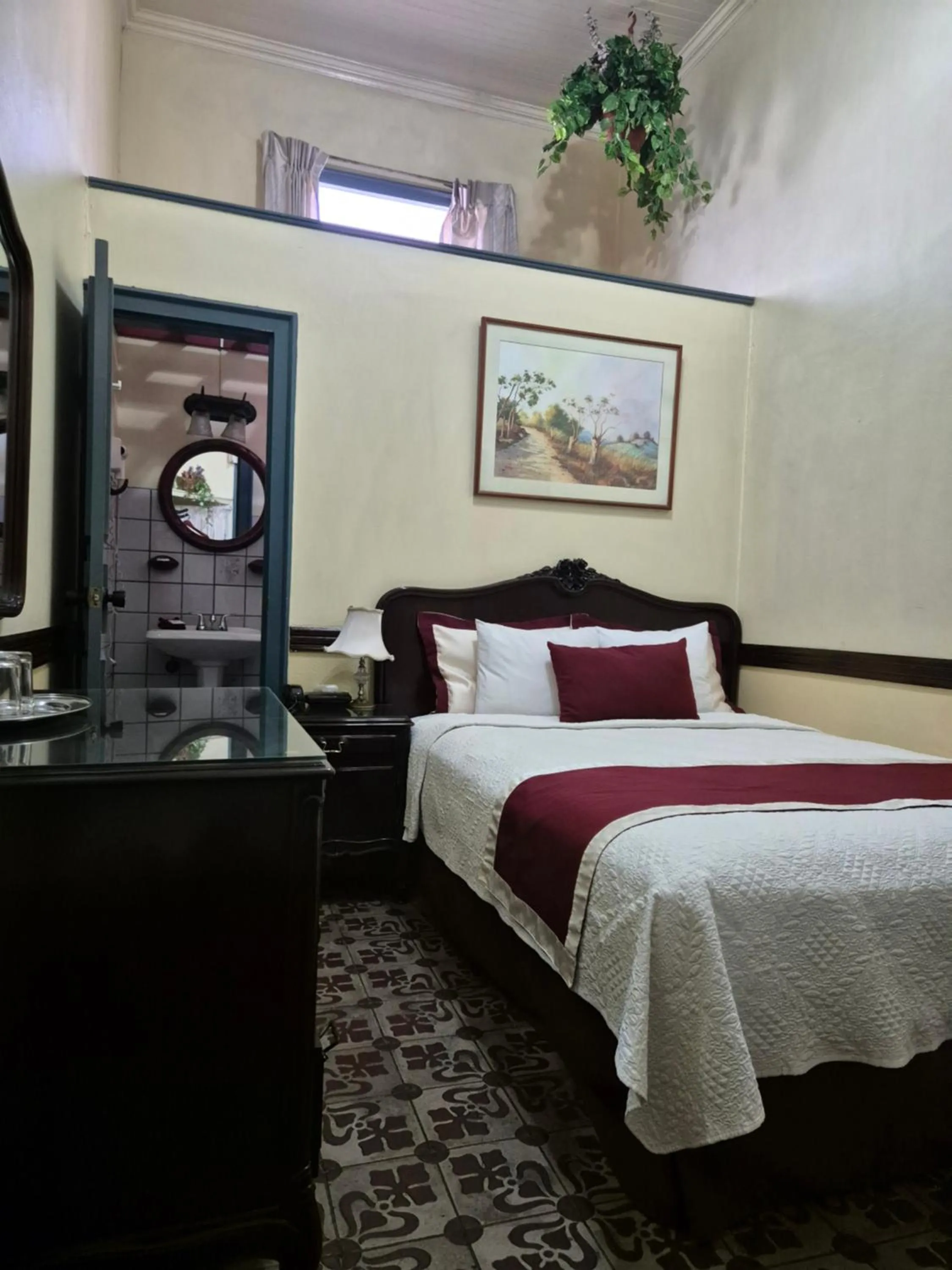 Bedroom, Bed in Hotel Santo Tomas / Historical Property