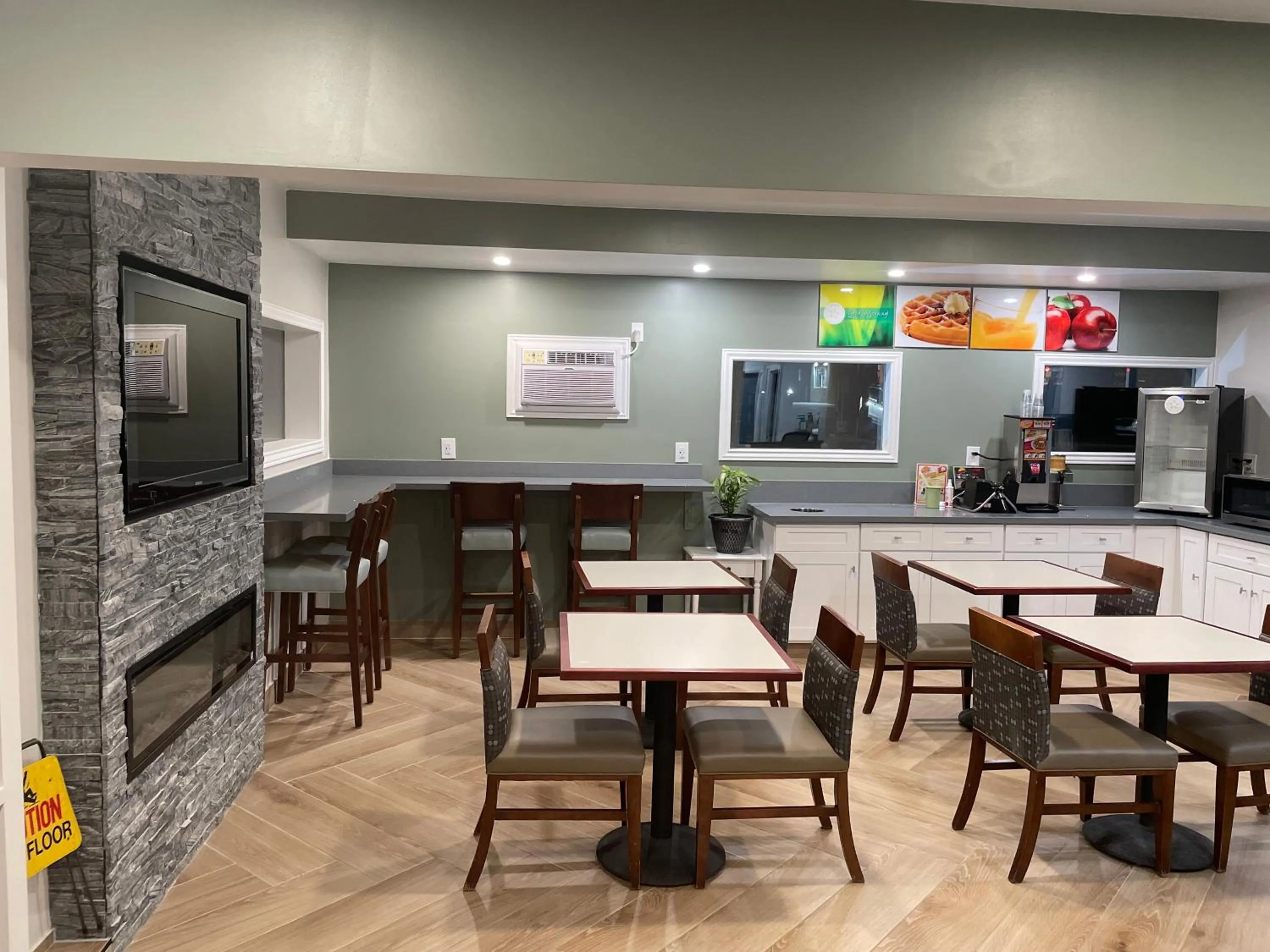 Breakfast in Quality Inn Durango