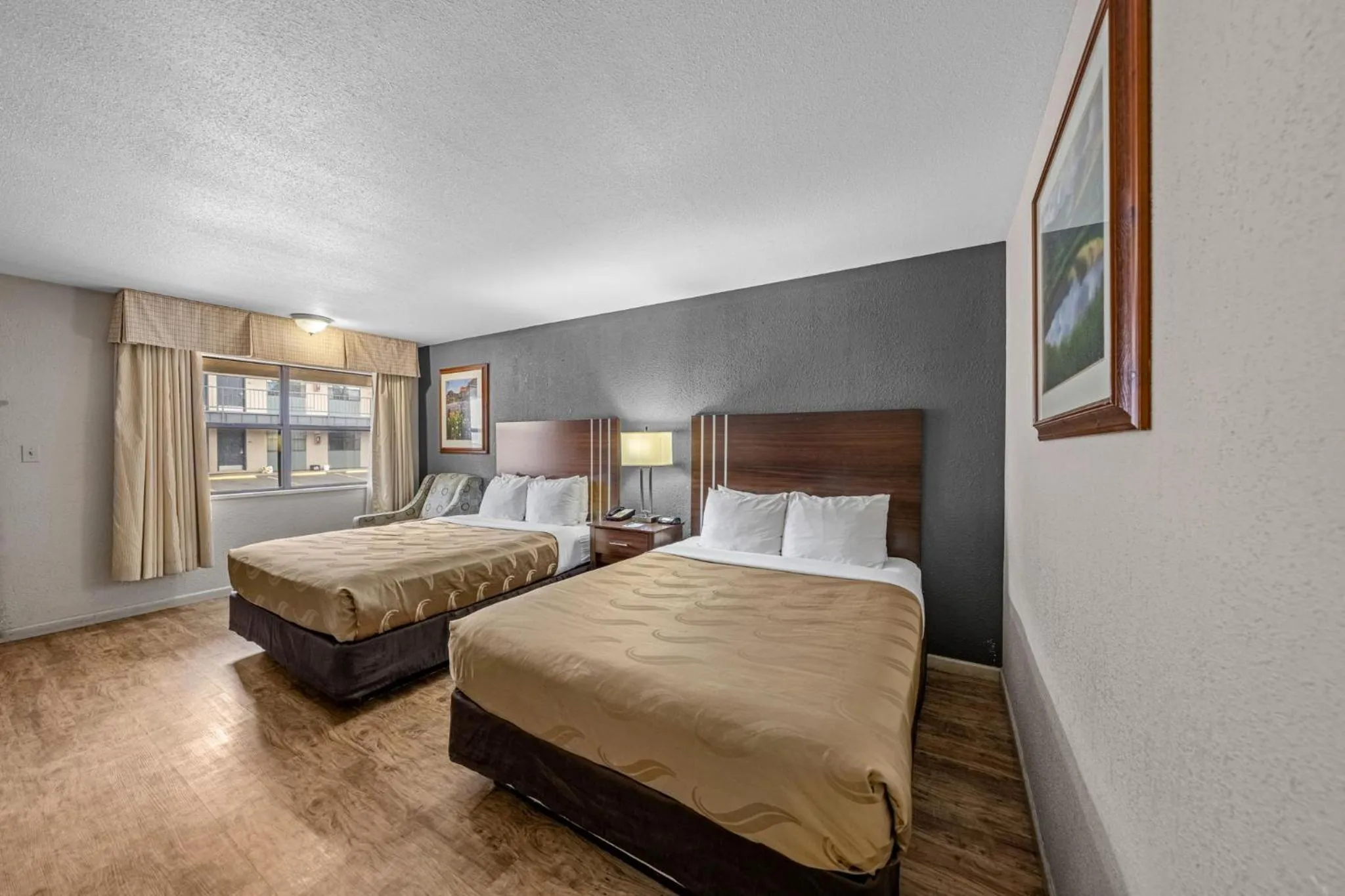 Bed in Quality Inn Durango