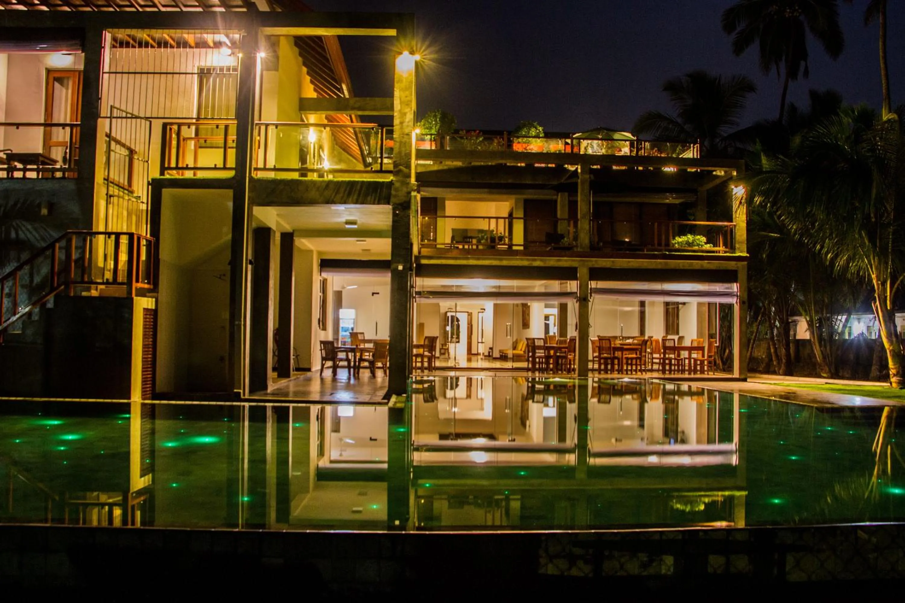 Property building in Hikka Sands & SPA