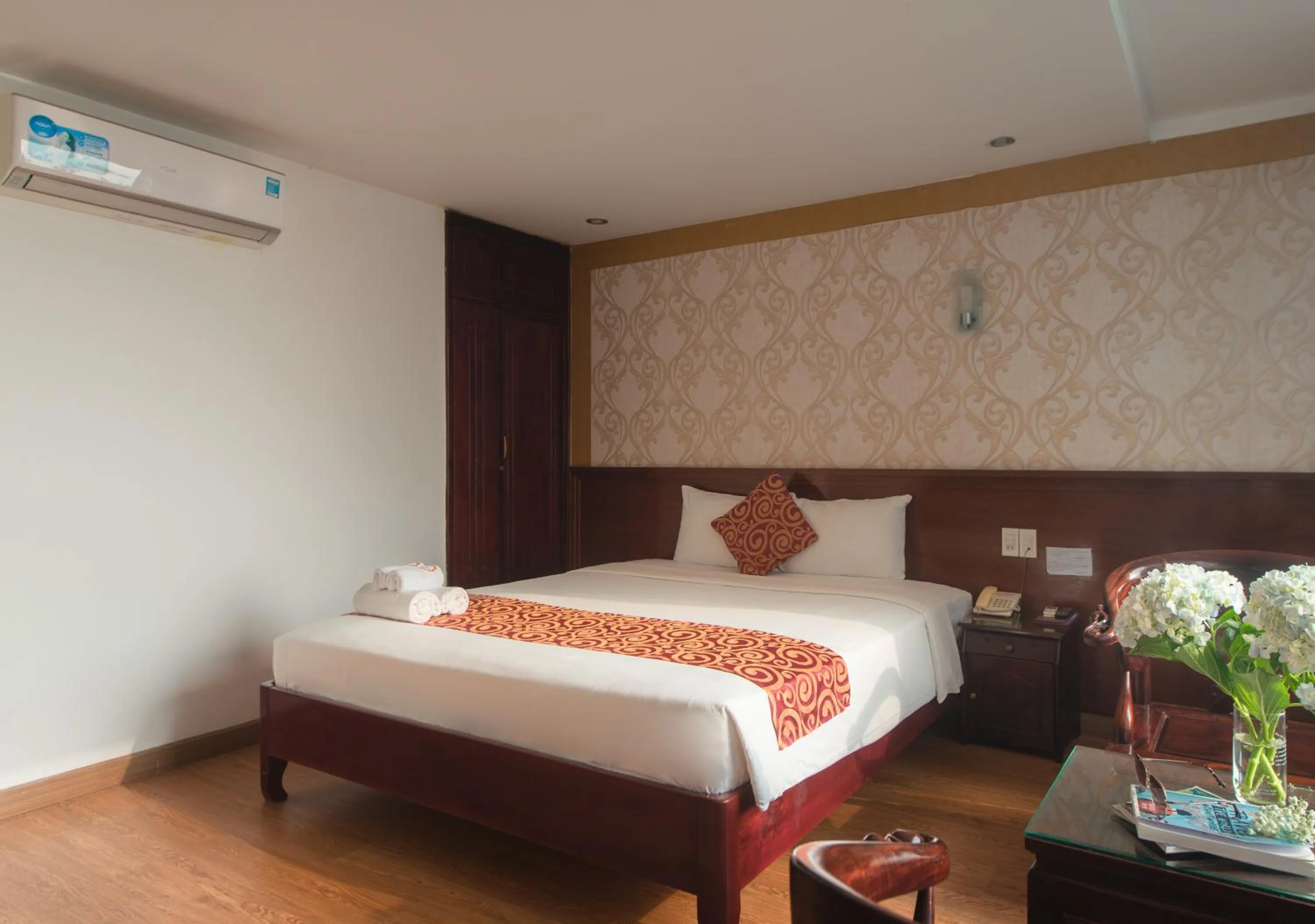 Bedroom, Bed in LE SOLEIL HOTEL managed by NEST Group