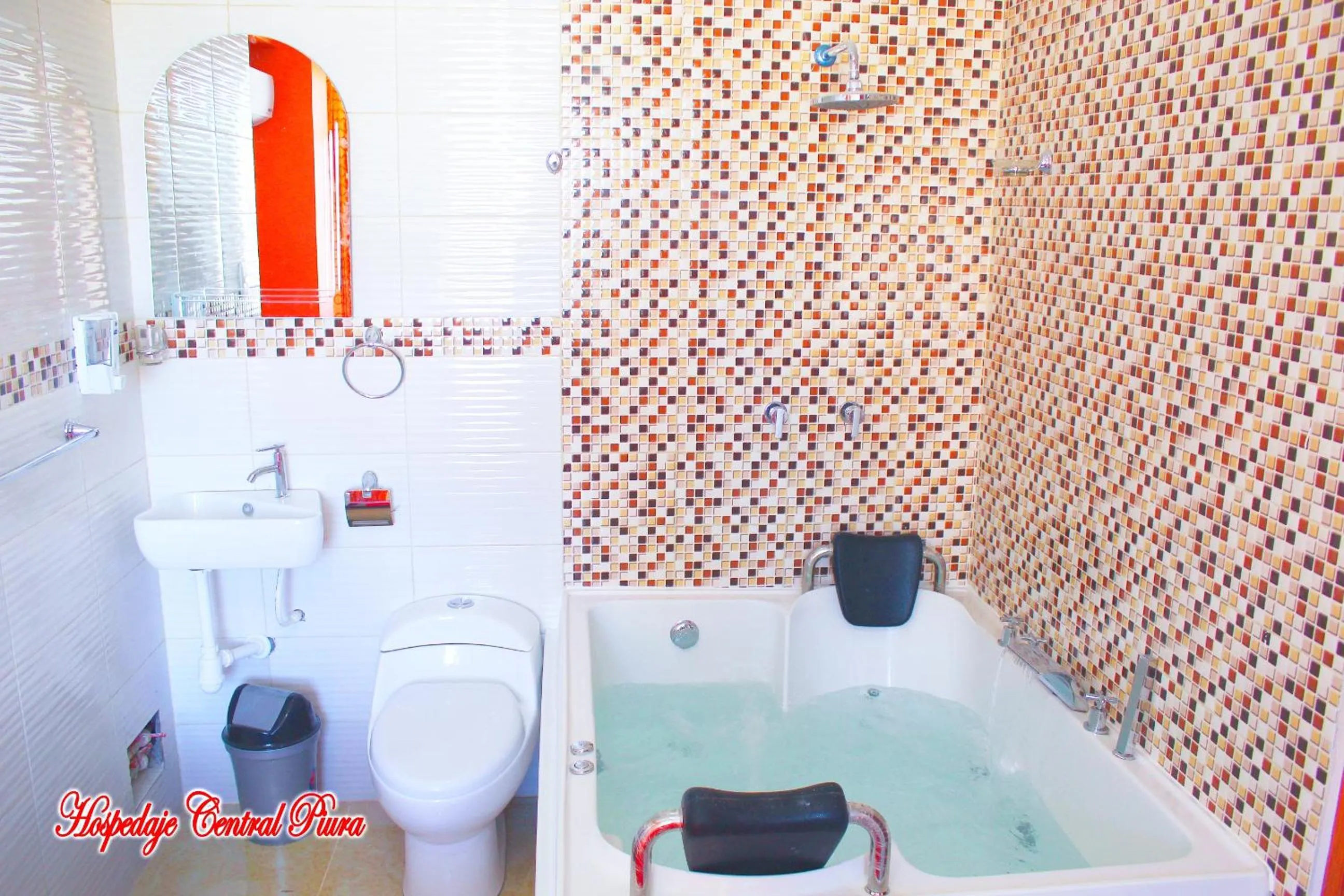 Shower in Hospedaje Central Piura