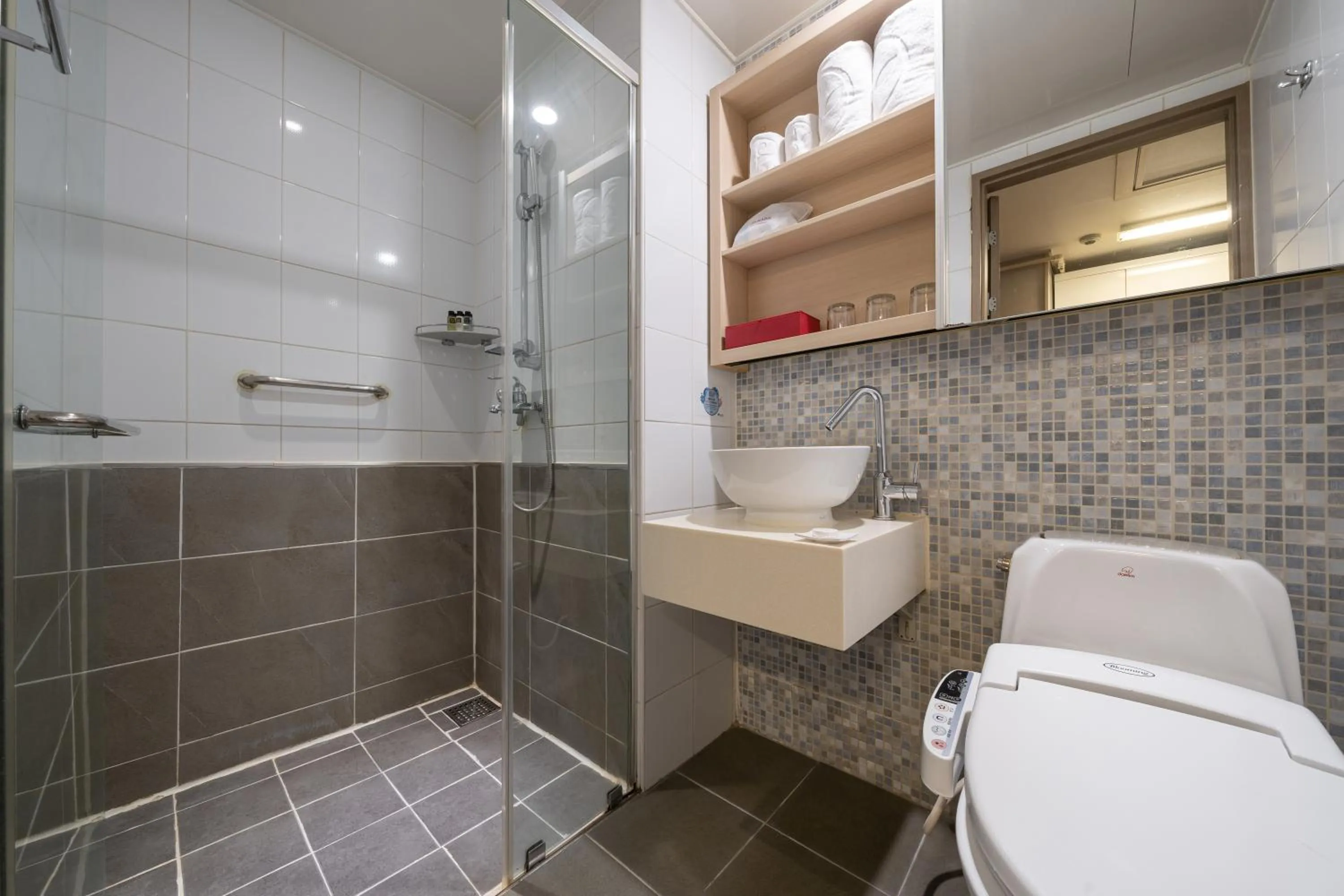 Bathroom in Ramada by Wyndham Seoul Dongdaemun