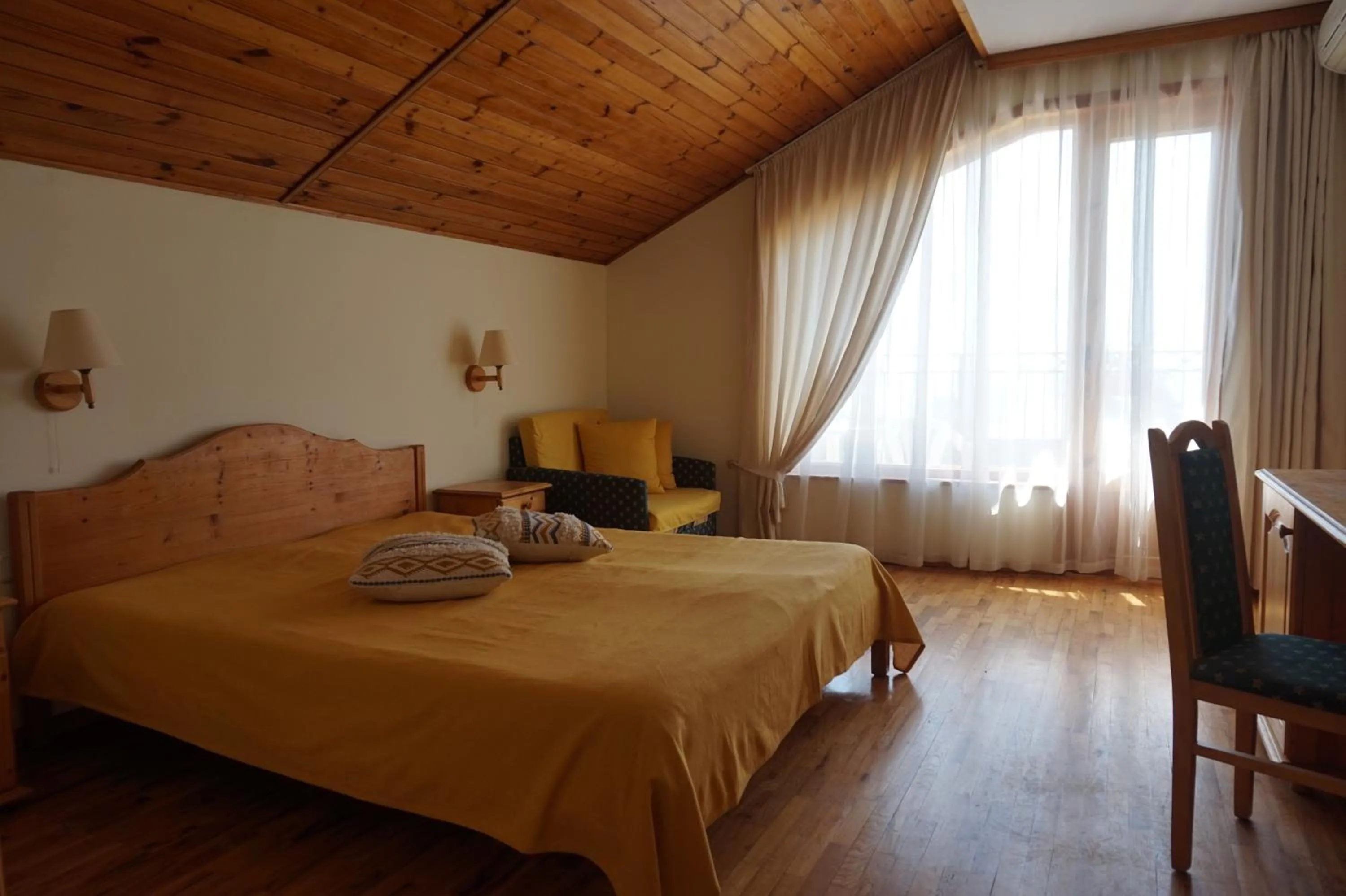 Bed in Margarita Hotel