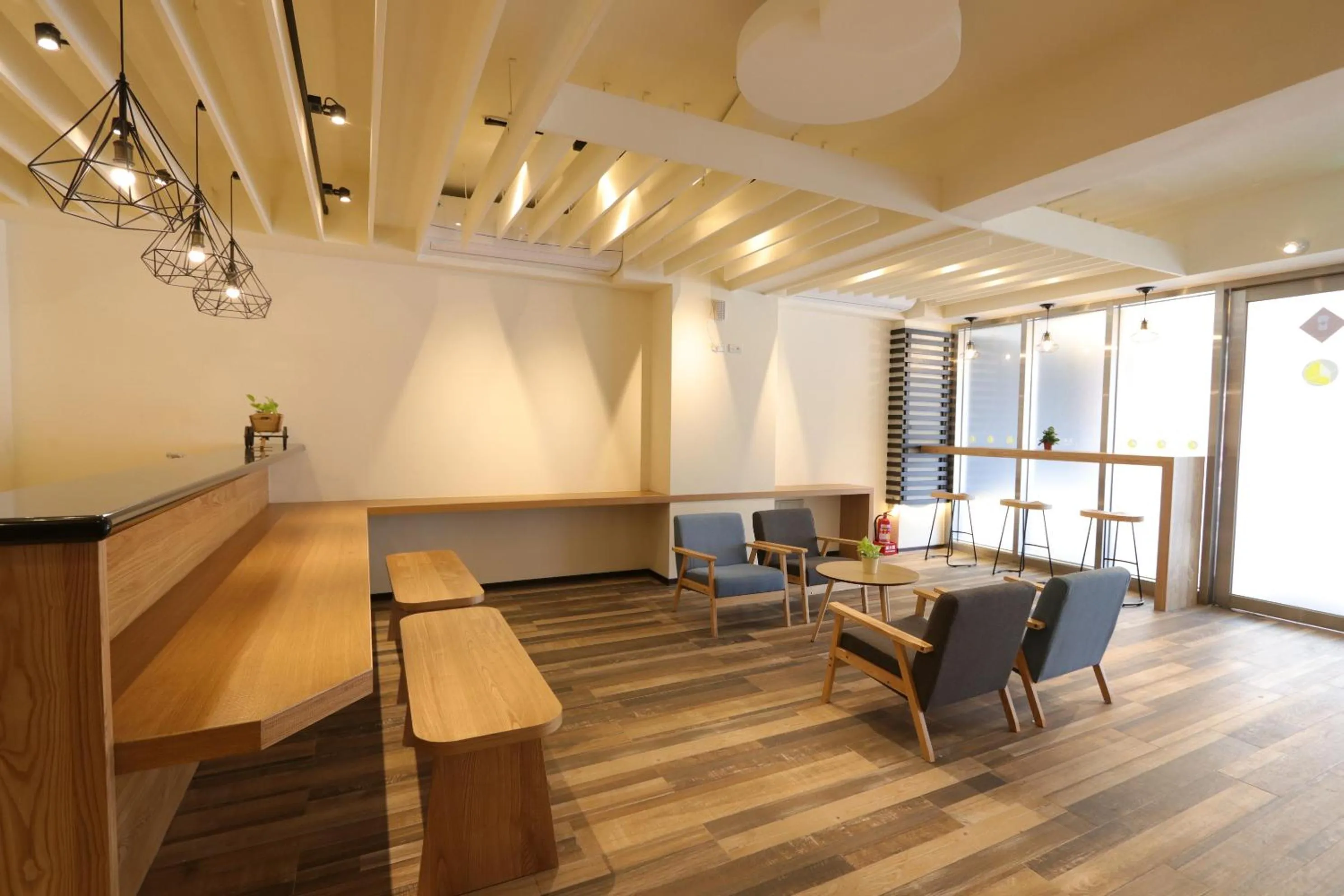 Property building in Flora Inn