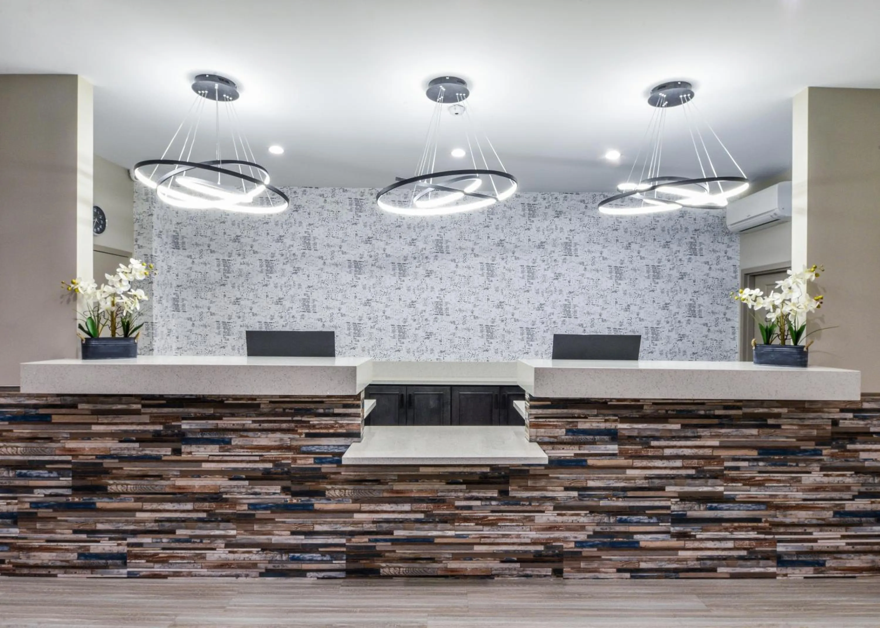 Lobby or reception in Hollywood Inn Suites Hotel