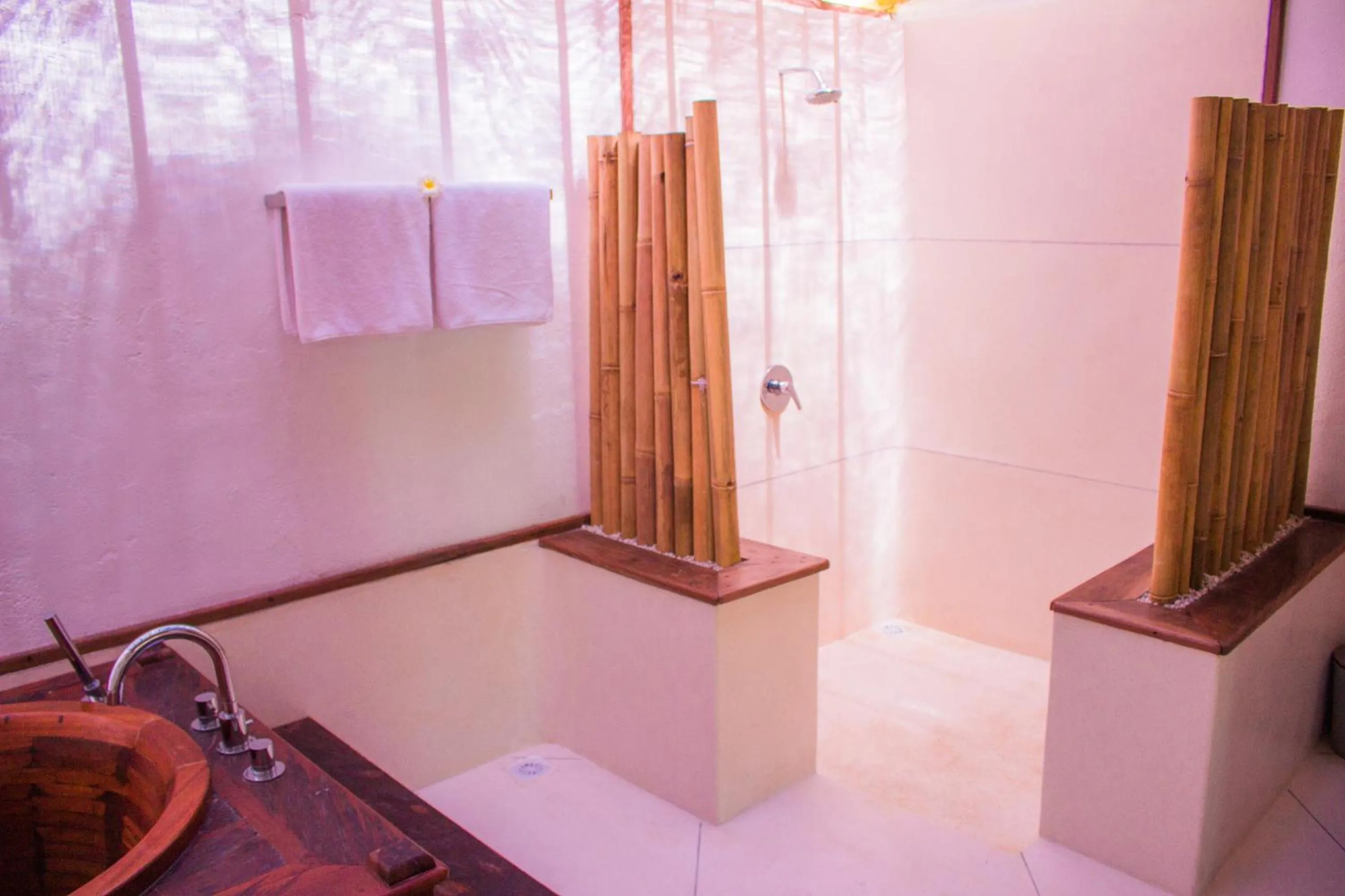 Bathroom in Sunrise Resort