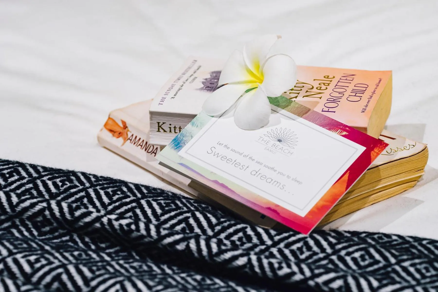 View (from property/room), Bed in The Beach Samui