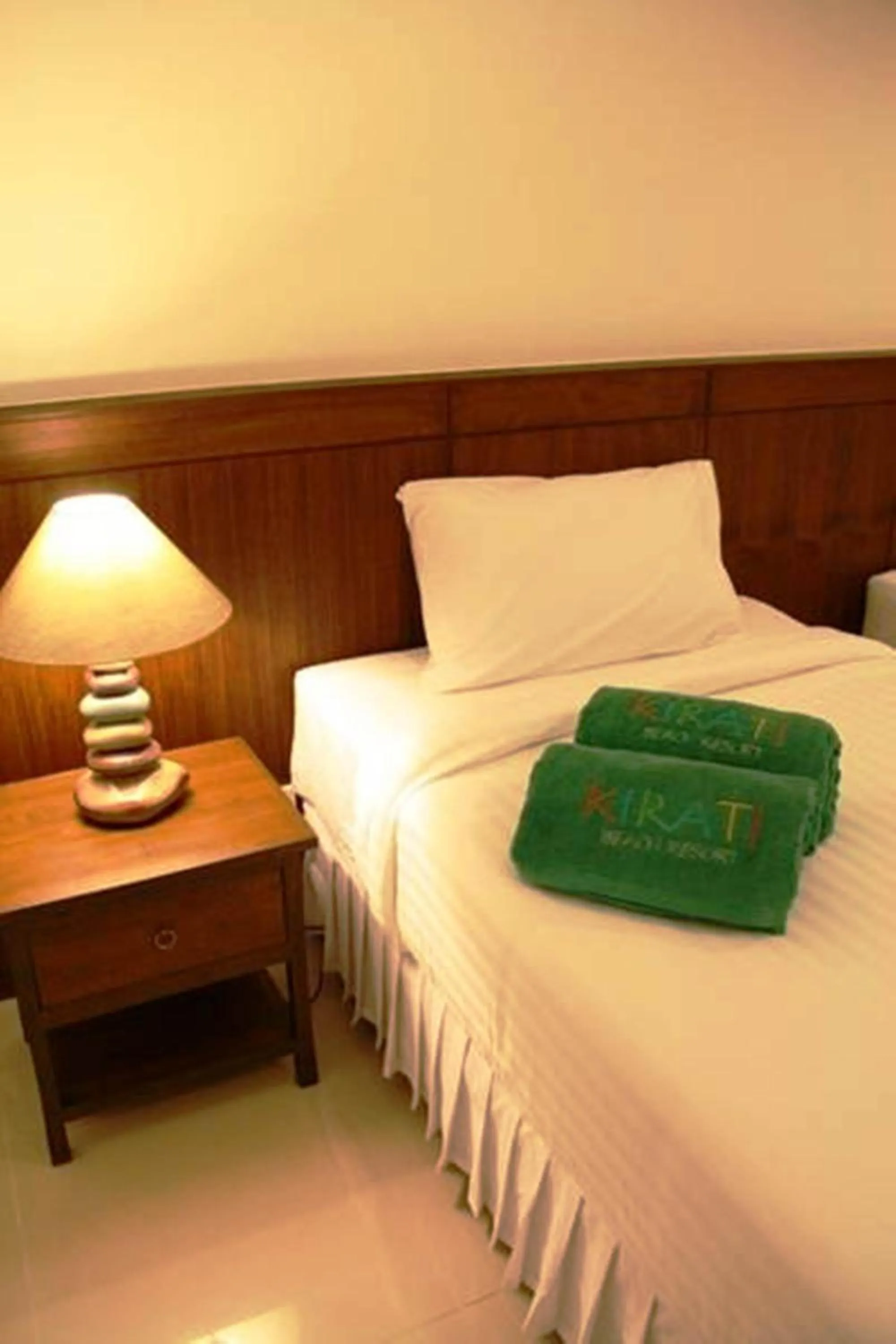 Bed in Kirati Beach Resort