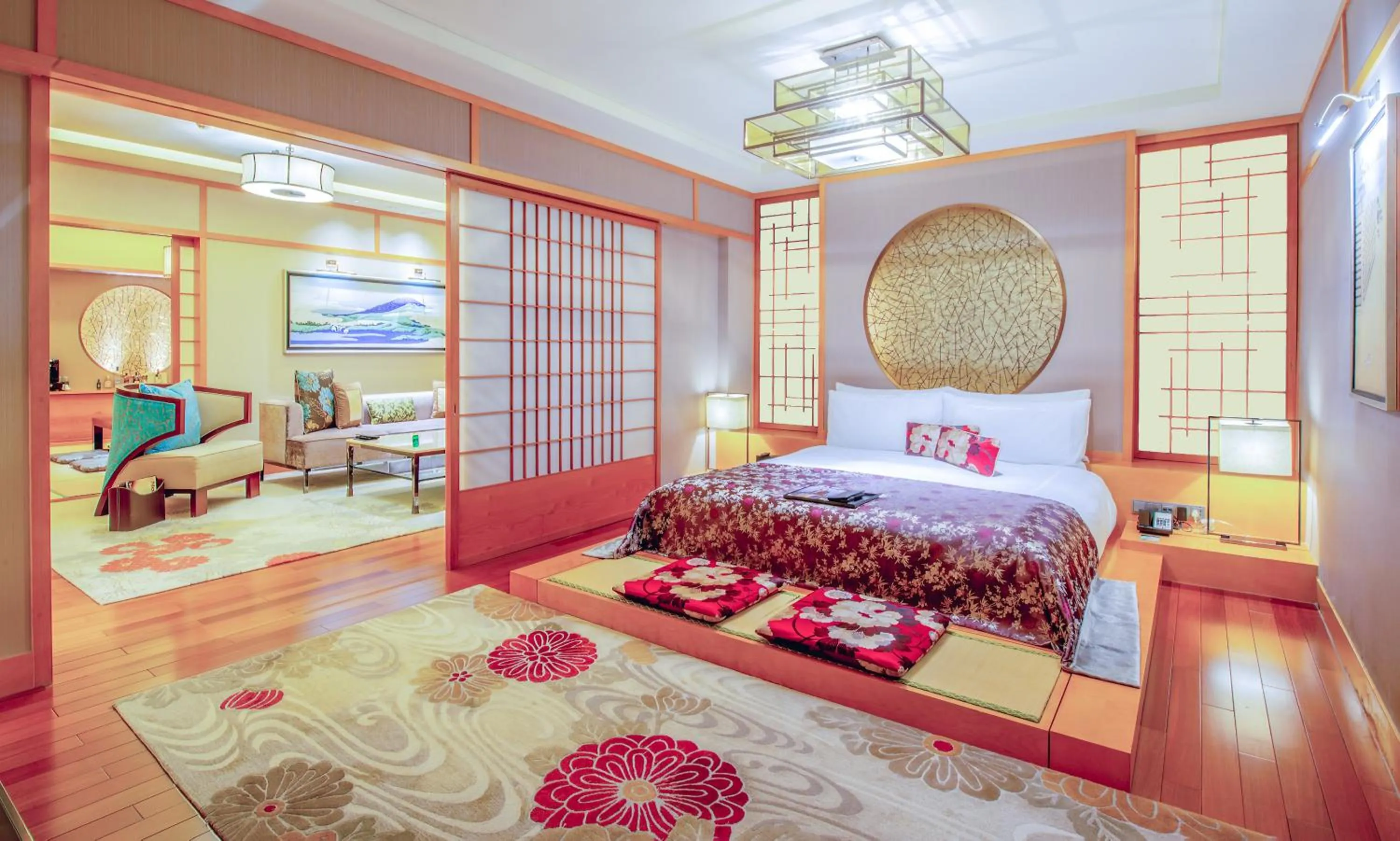 Bed in Fairmont Peace Hotel on the Bund