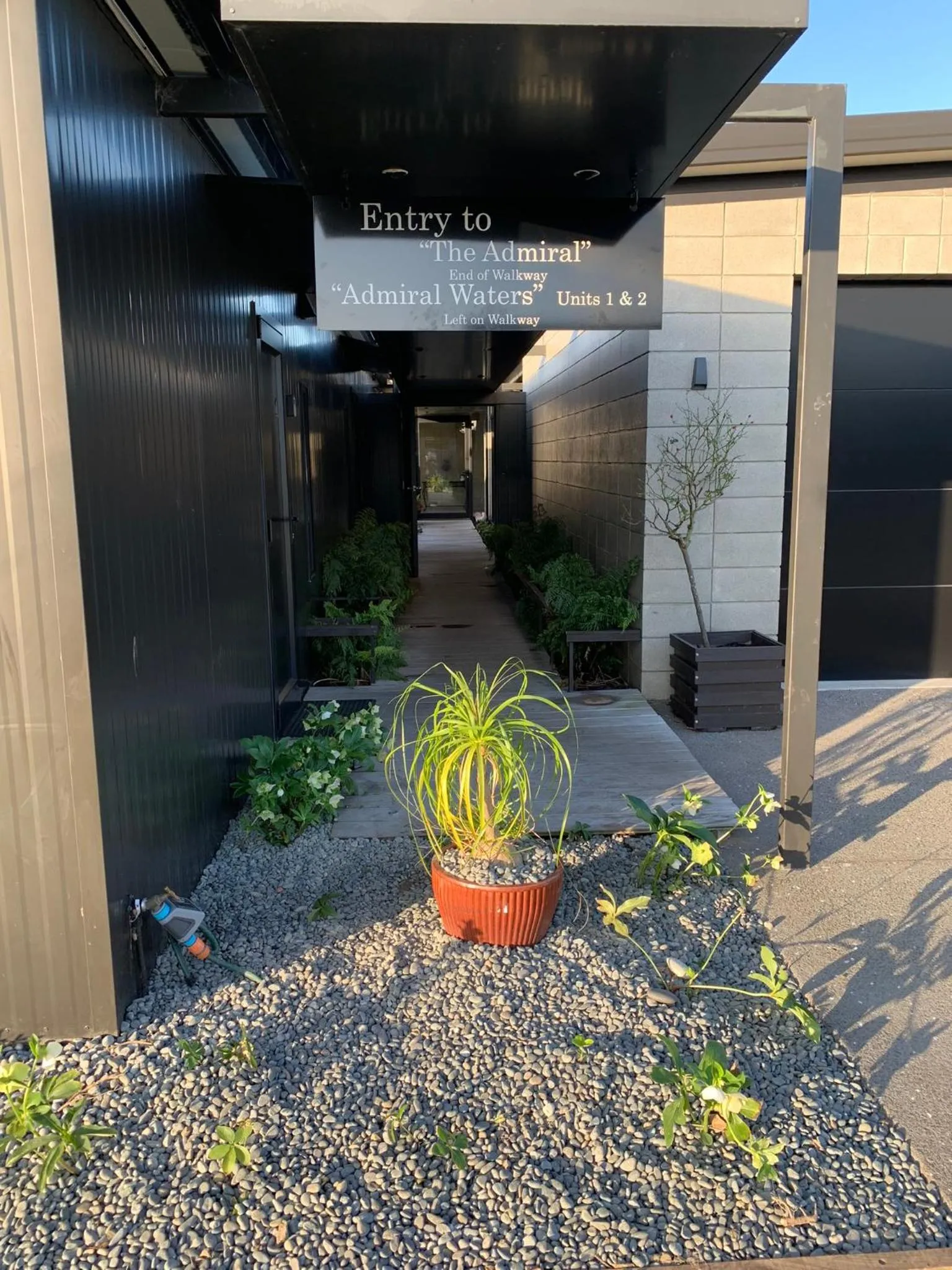 Facade/entrance in Admiral Waters