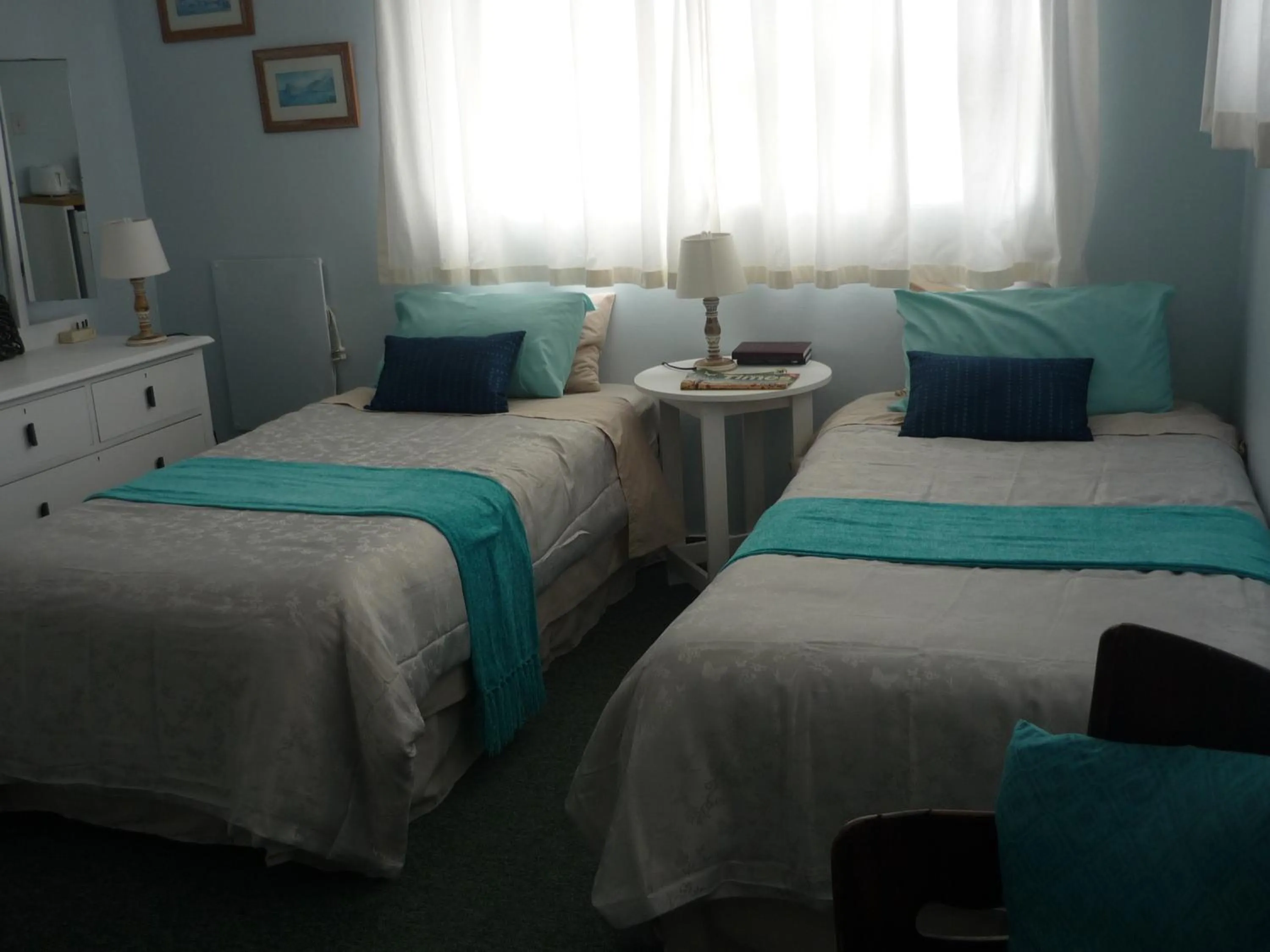 Bed in A1 Kynaston Guest House bed and breakfast or self catering