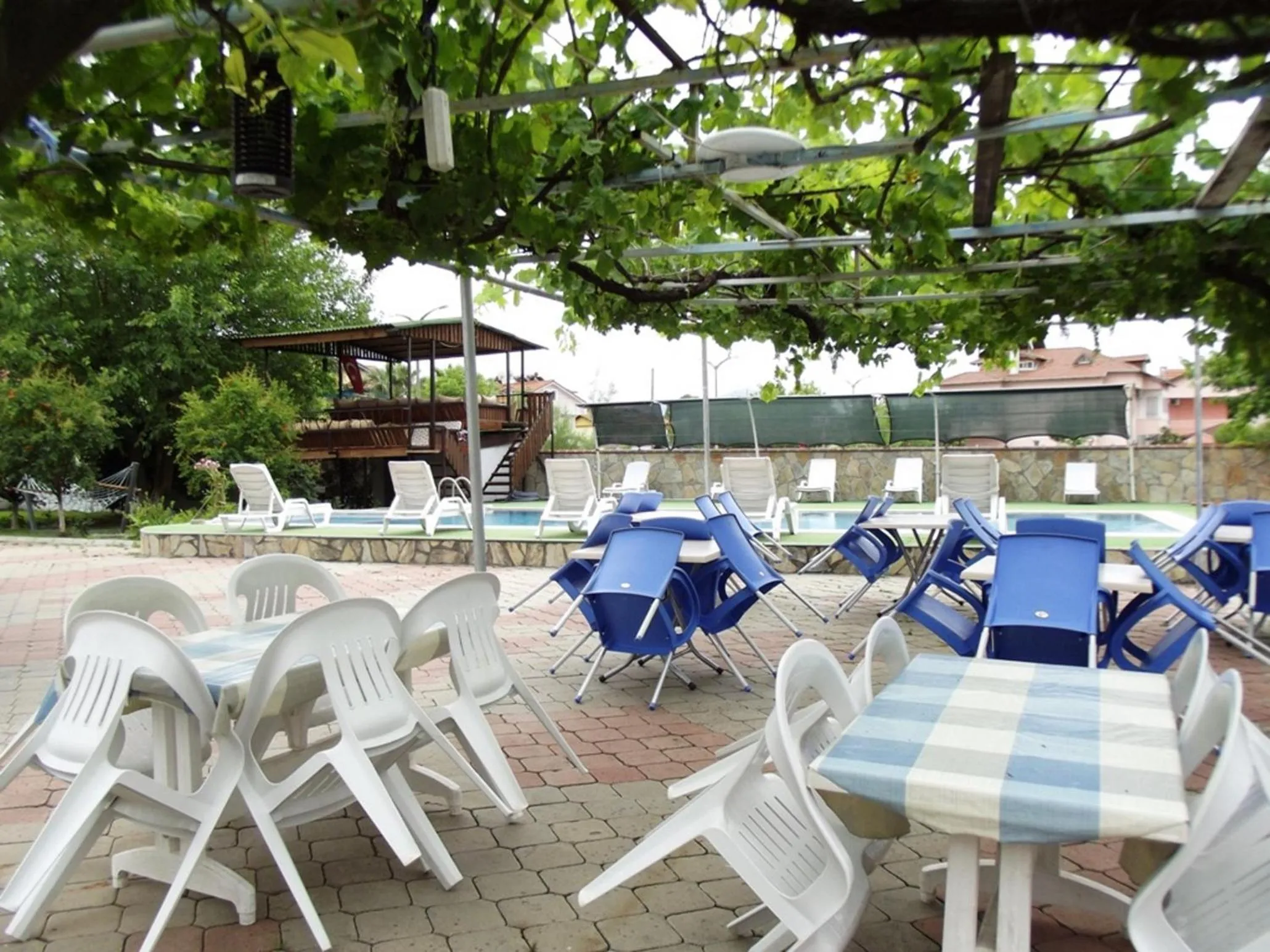 Restaurant/places to eat in Gurkan Apart Hotel