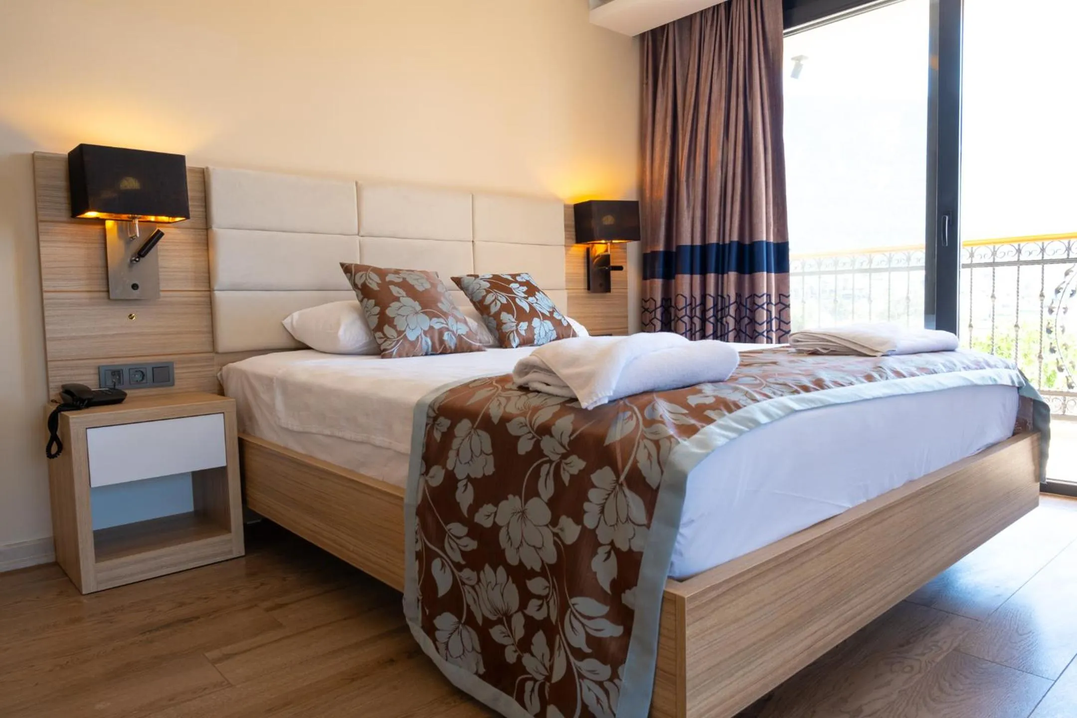 Bedroom, Bed in Perdikia Hill Hotel And Villas