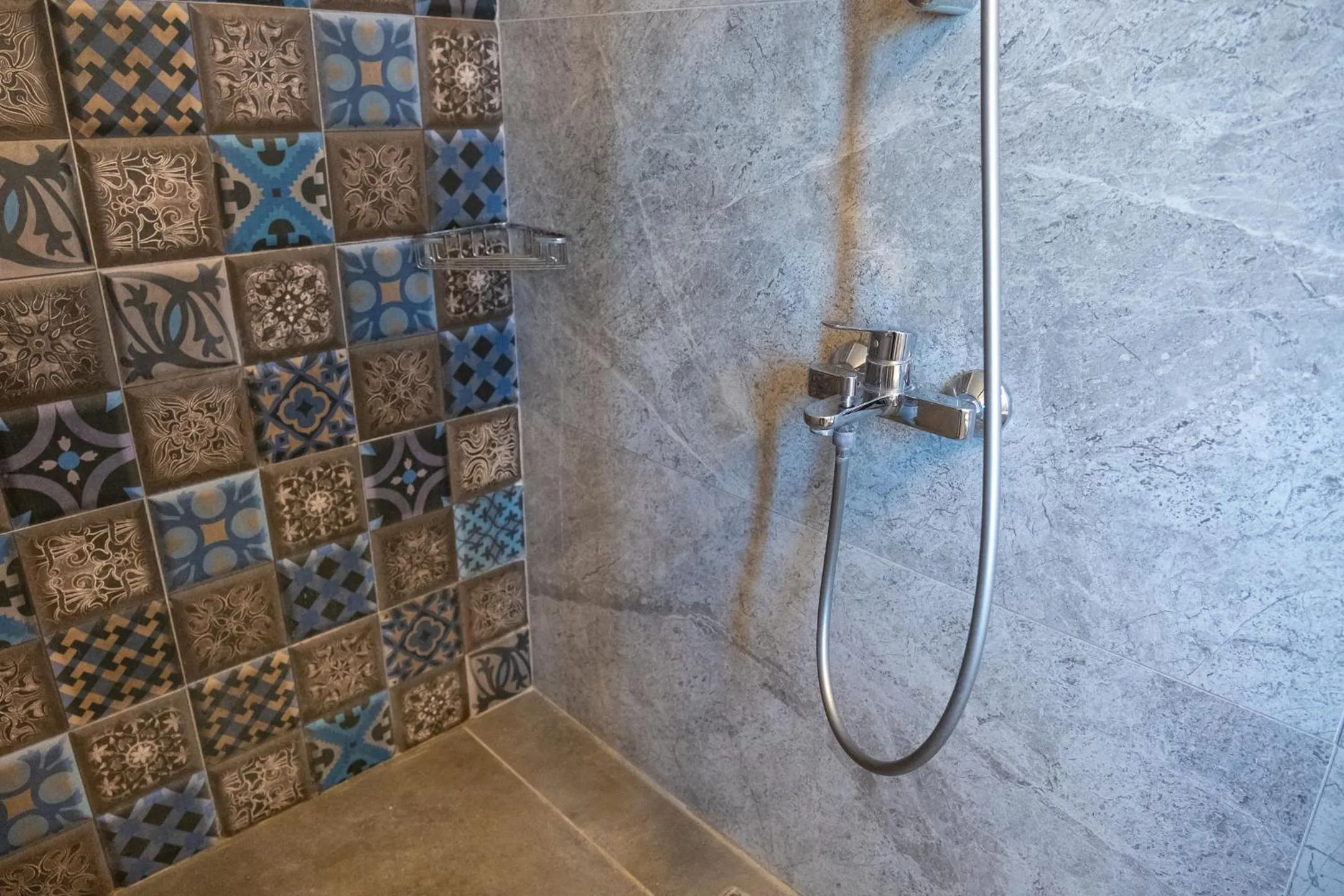 Shower in Perdikia Hill Hotel And Villas