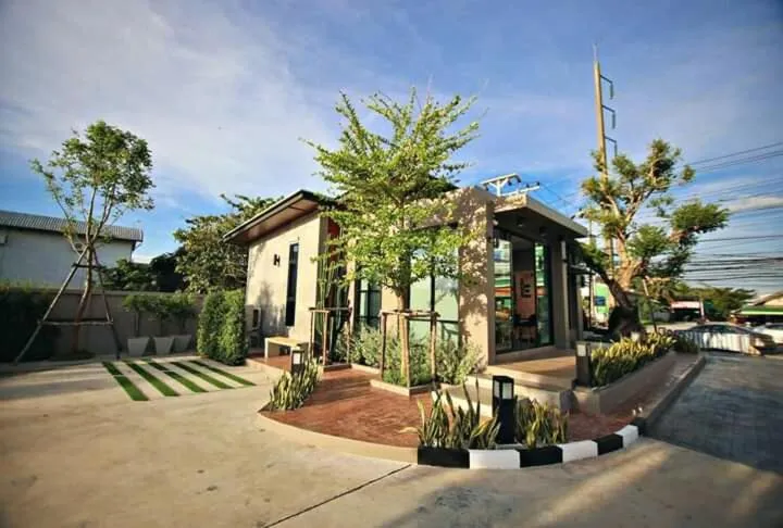 Bunprasop Garden Hotel