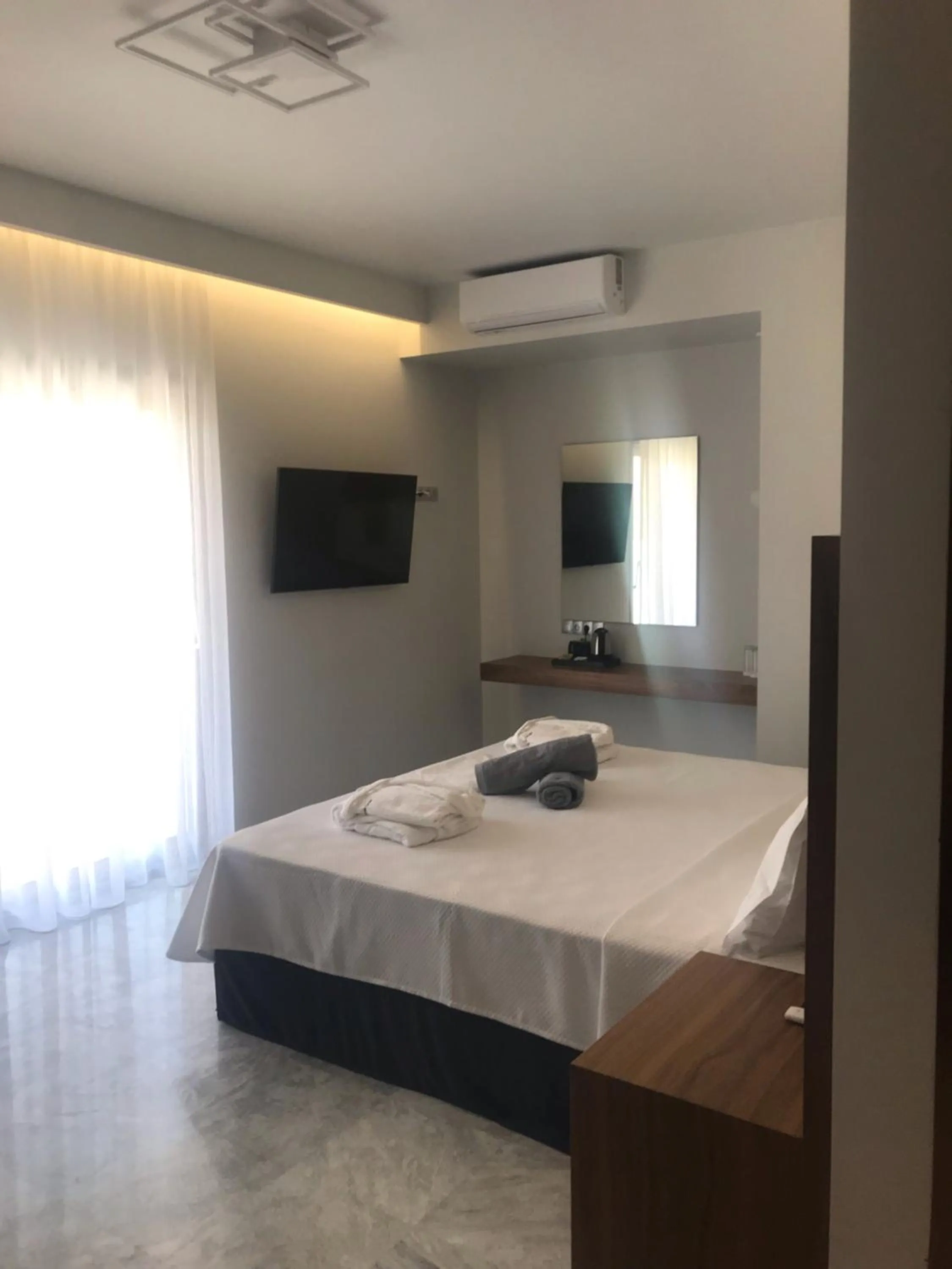 Photo of the whole room in Petra Hotel