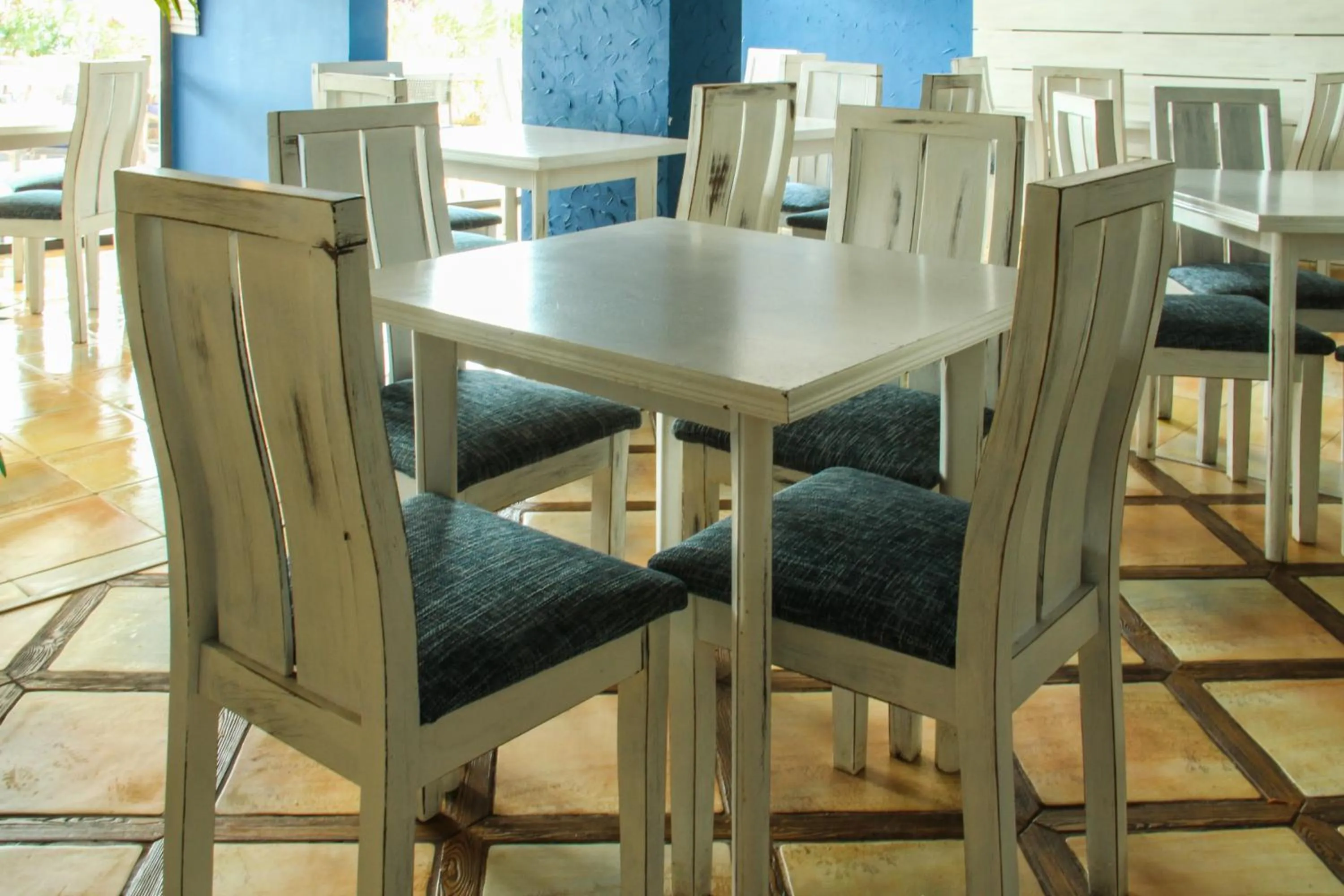 Restaurant/places to eat in Smartline Meridian Hotel