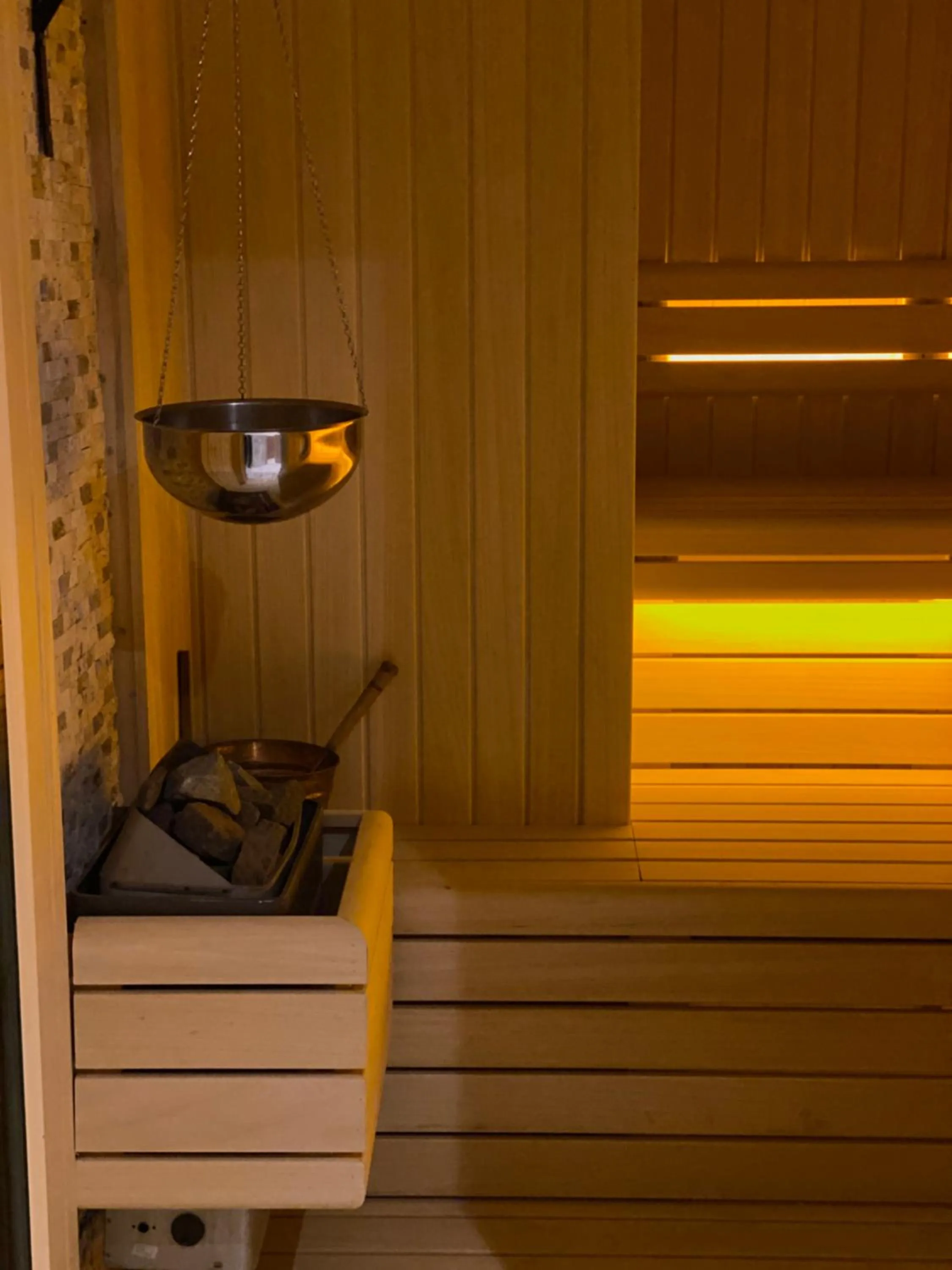 Sauna in Amethyst Hotel