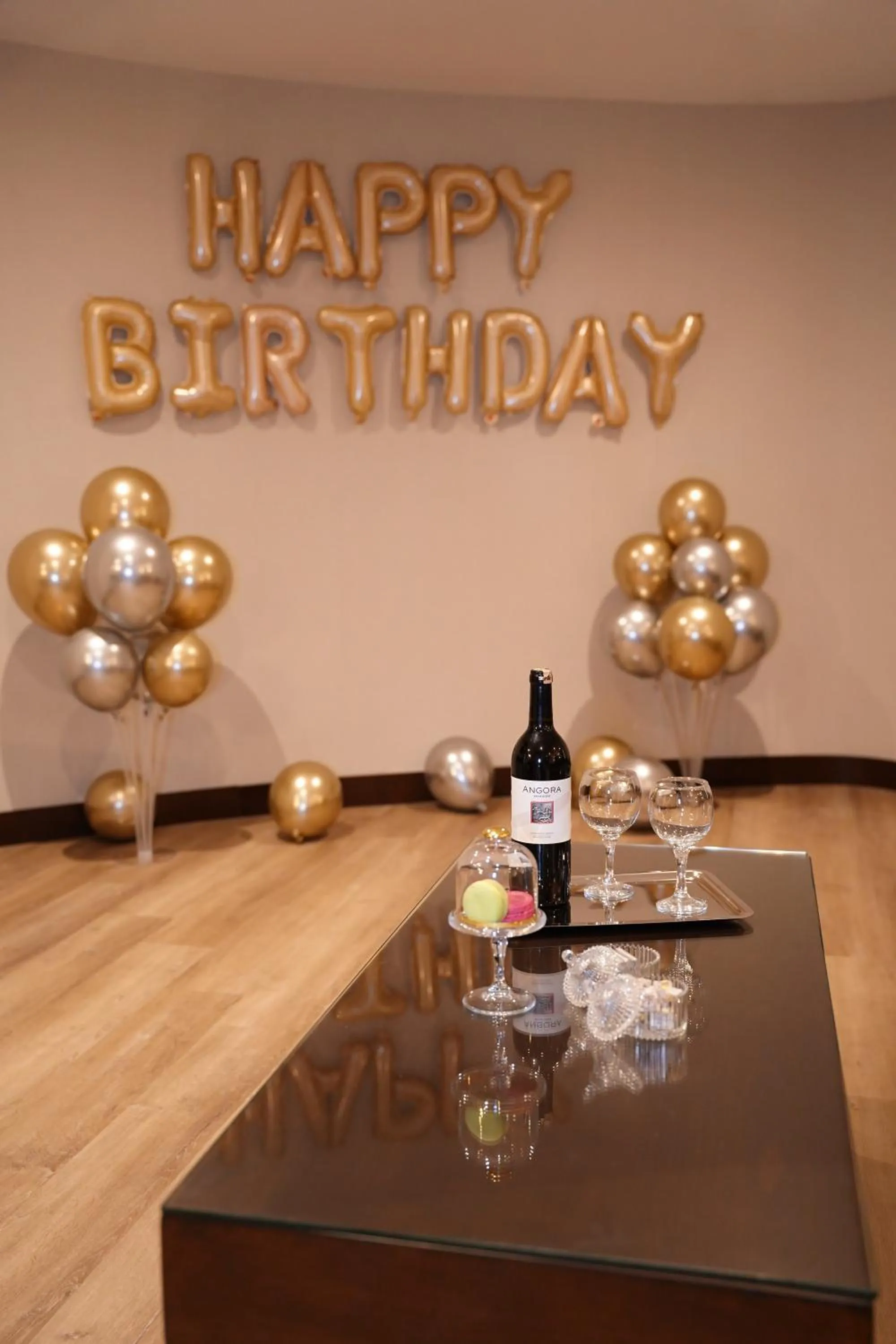 room service in Amethyst Hotel