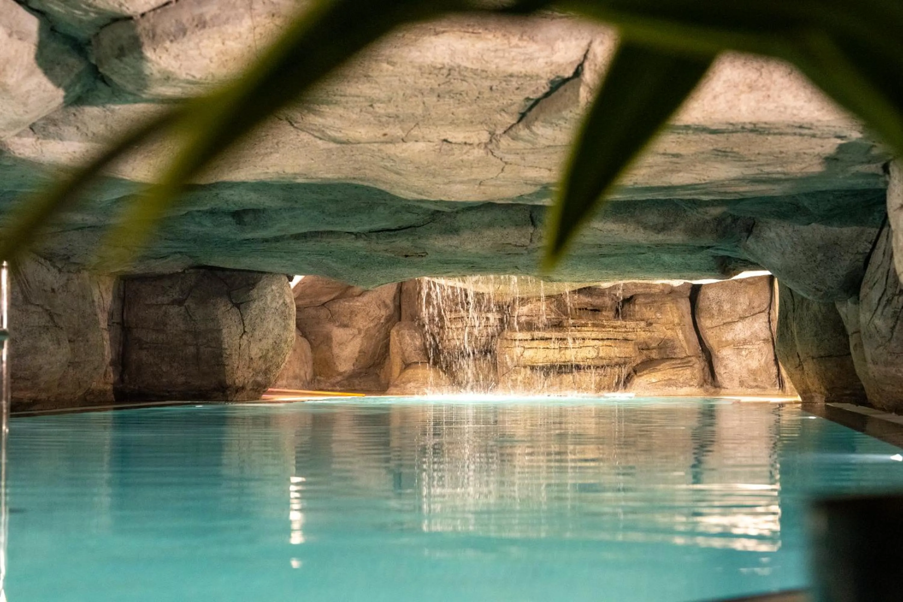 Swimming pool in Amethyst Hotel