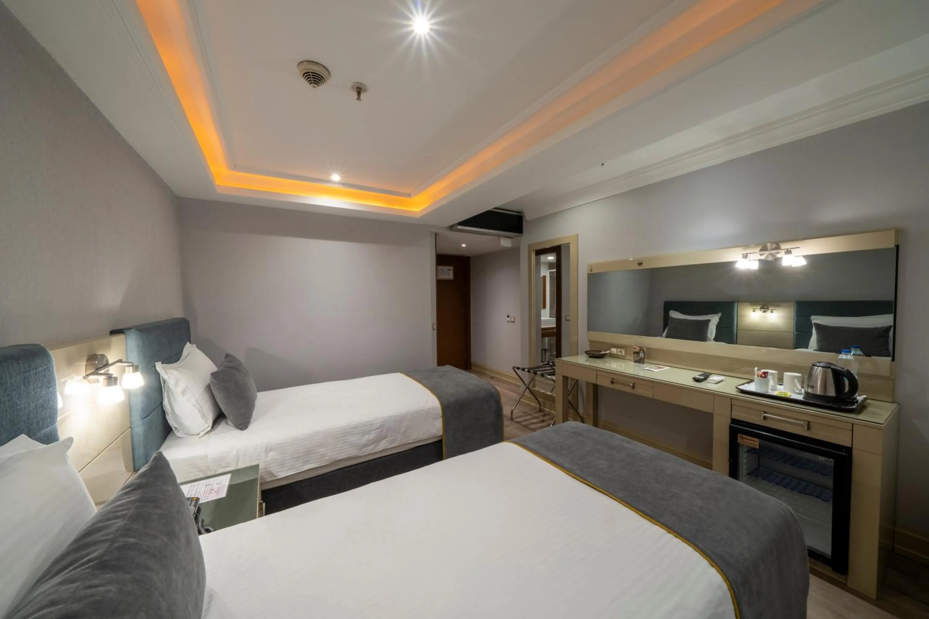 Bed in Amethyst Hotel