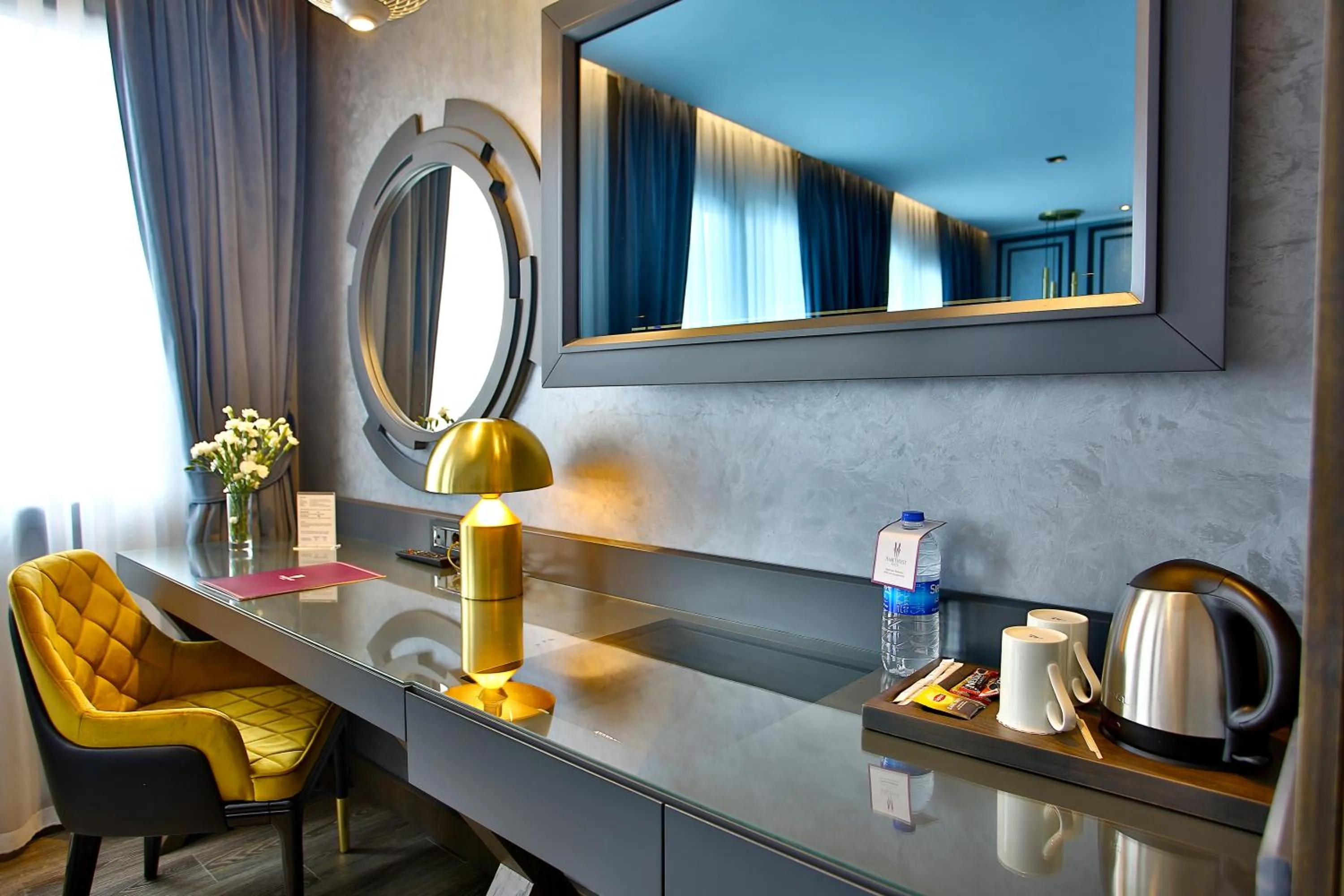 TV and multimedia in Amethyst Hotel