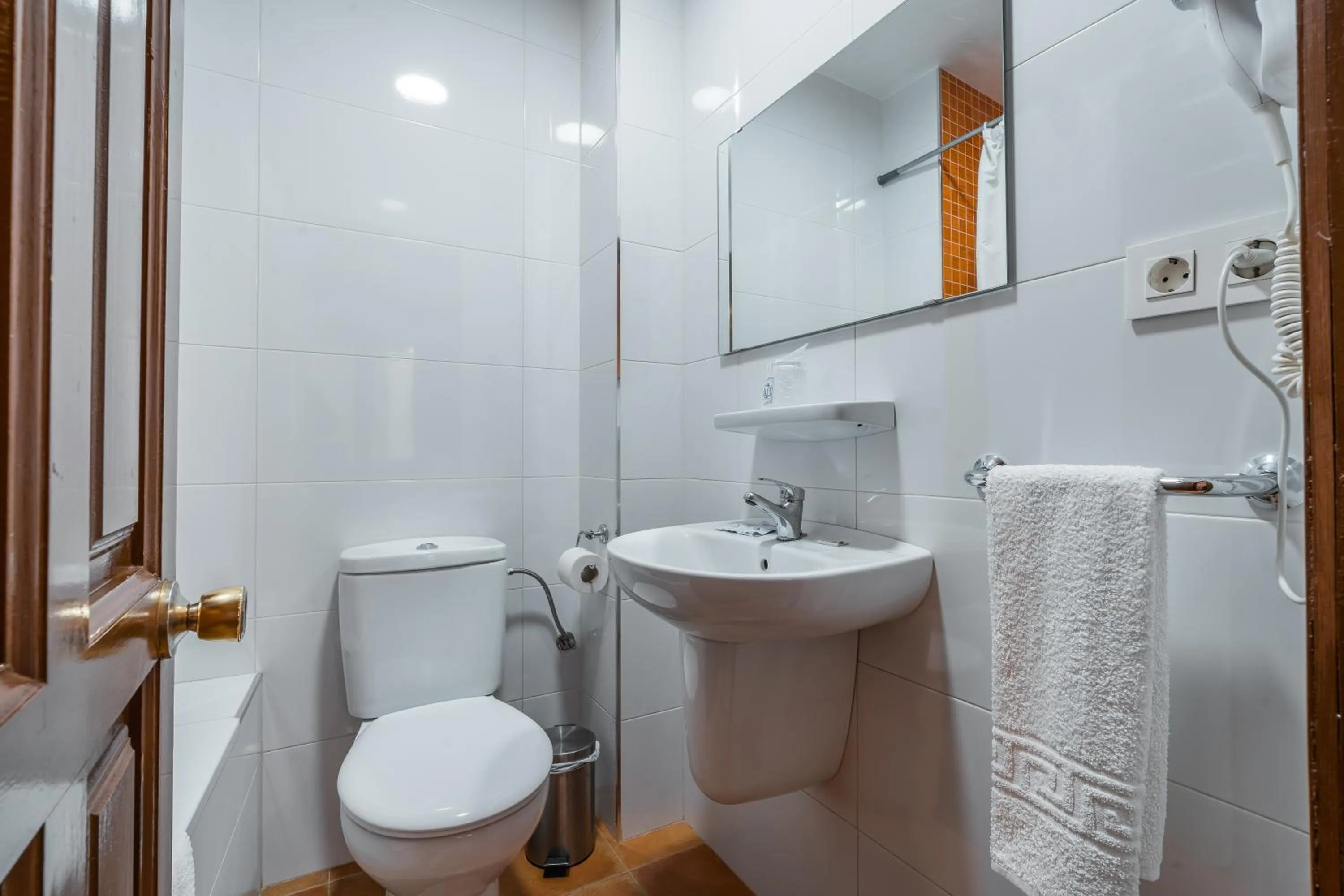 Bathroom in Veronica Centro