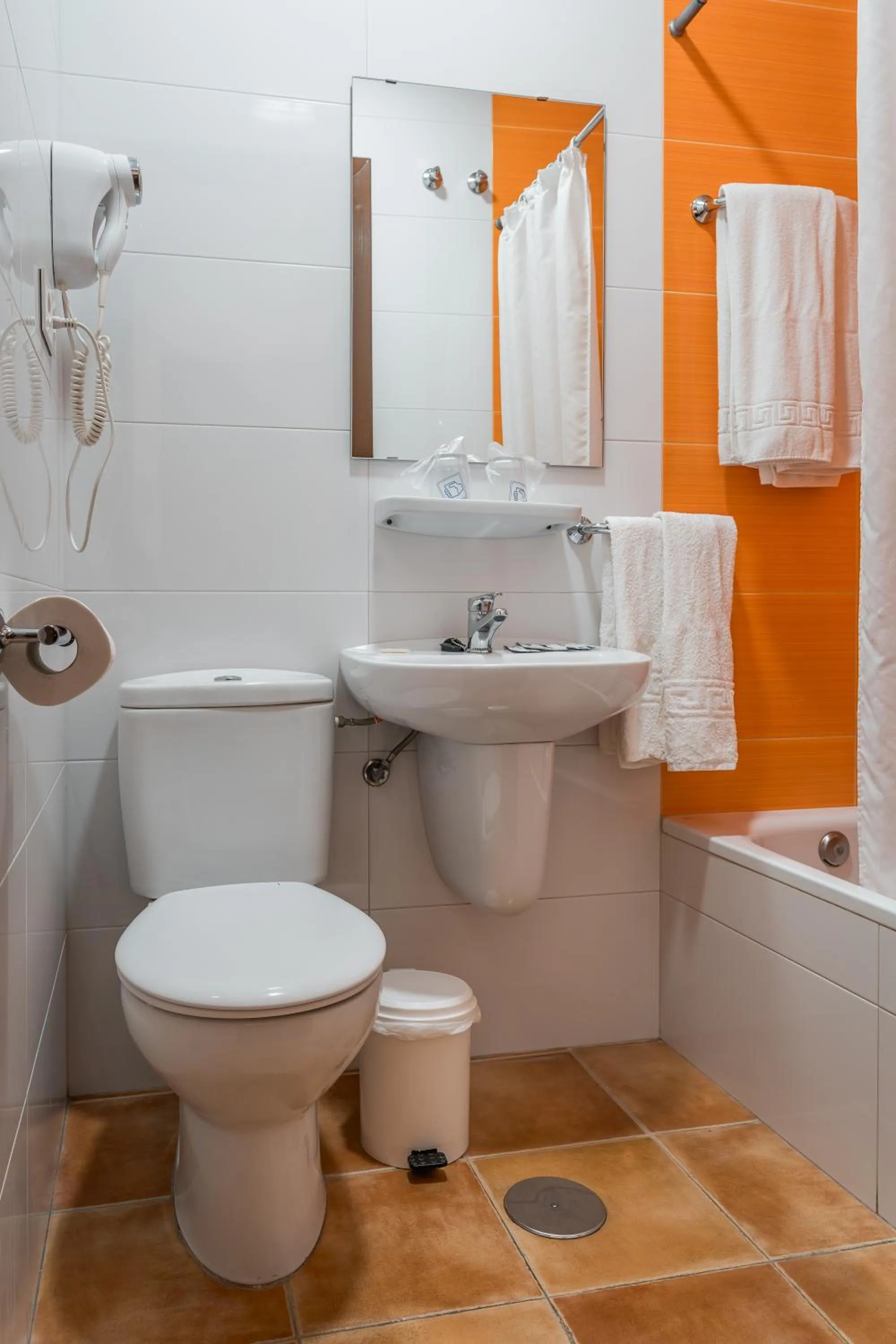 Bathroom in Veronica Centro