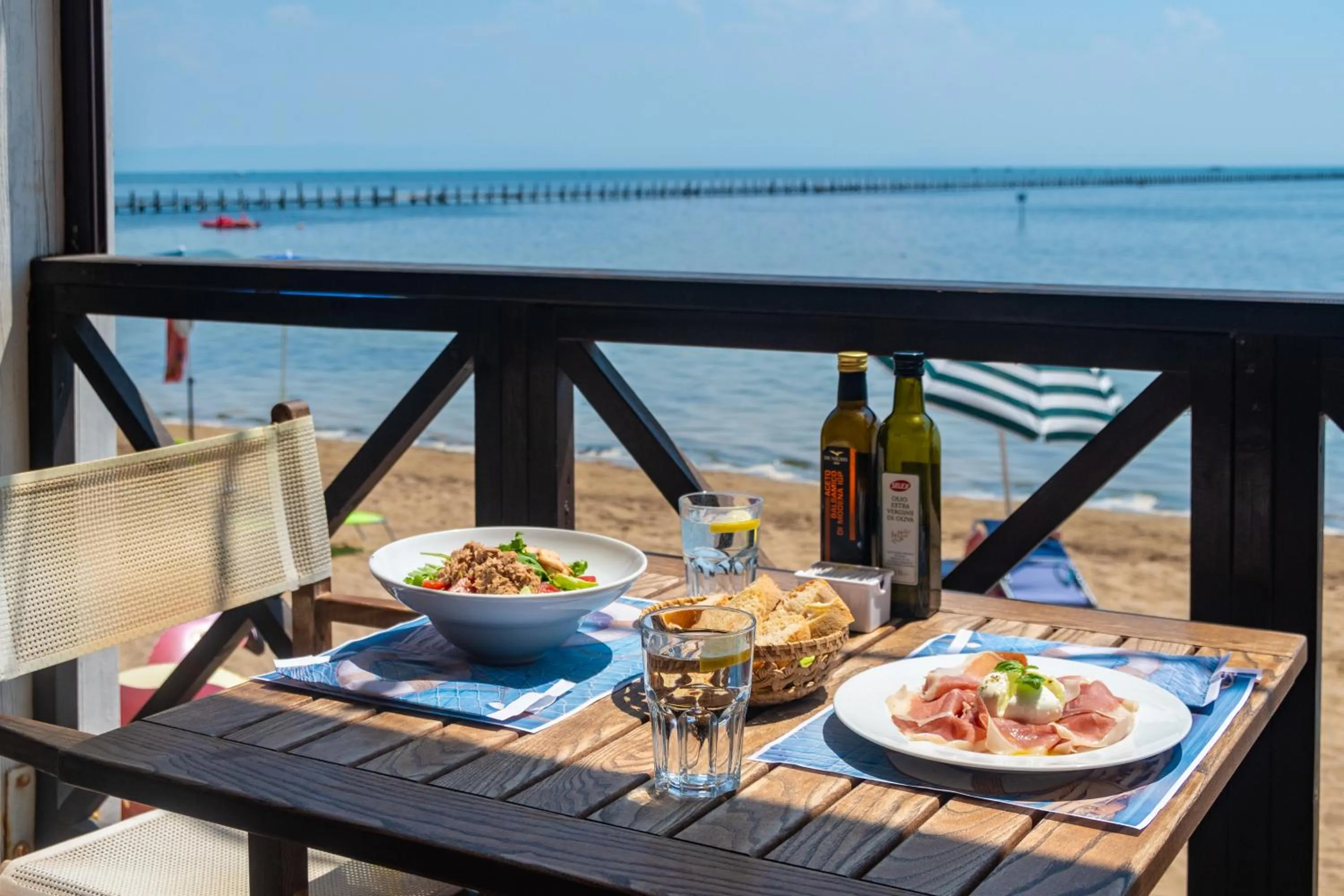 Restaurant/places to eat in Residence Punta Spin