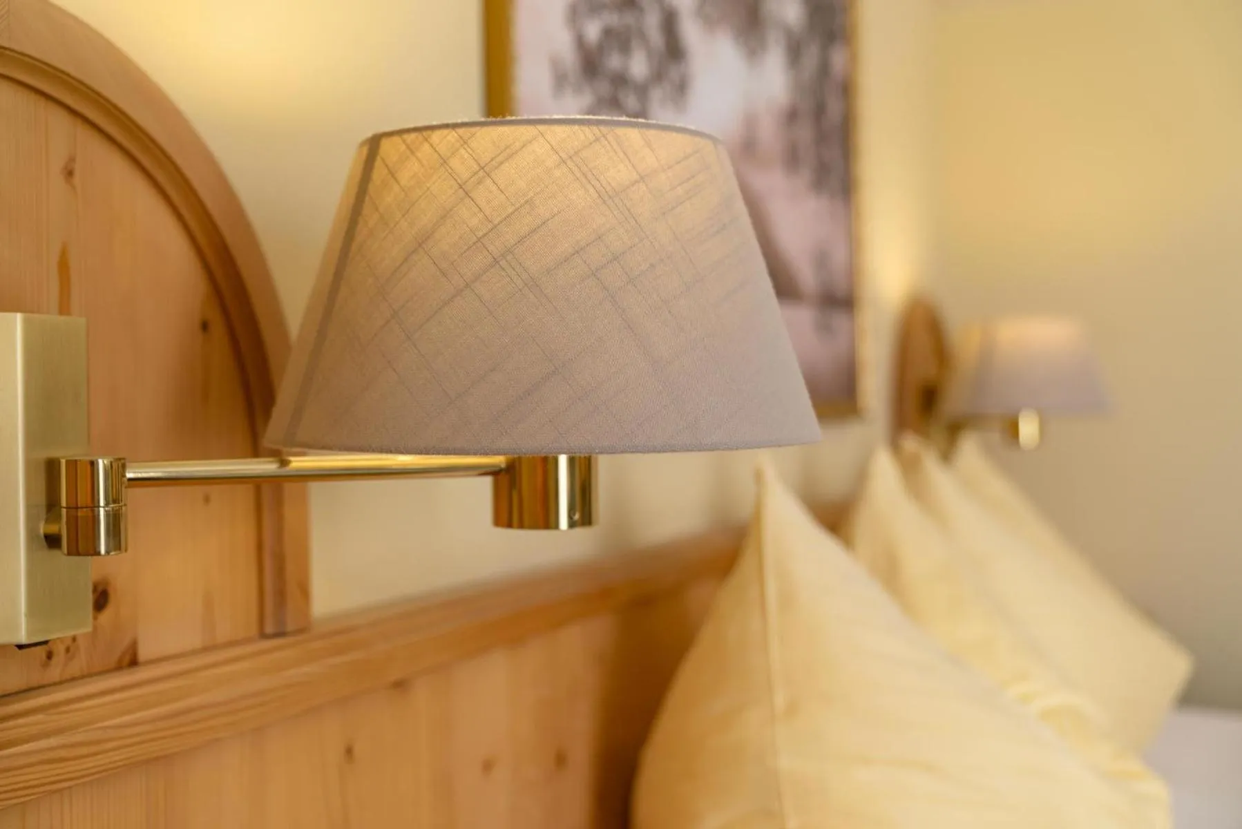 Bed in Hotel Restaurant Lebzelter