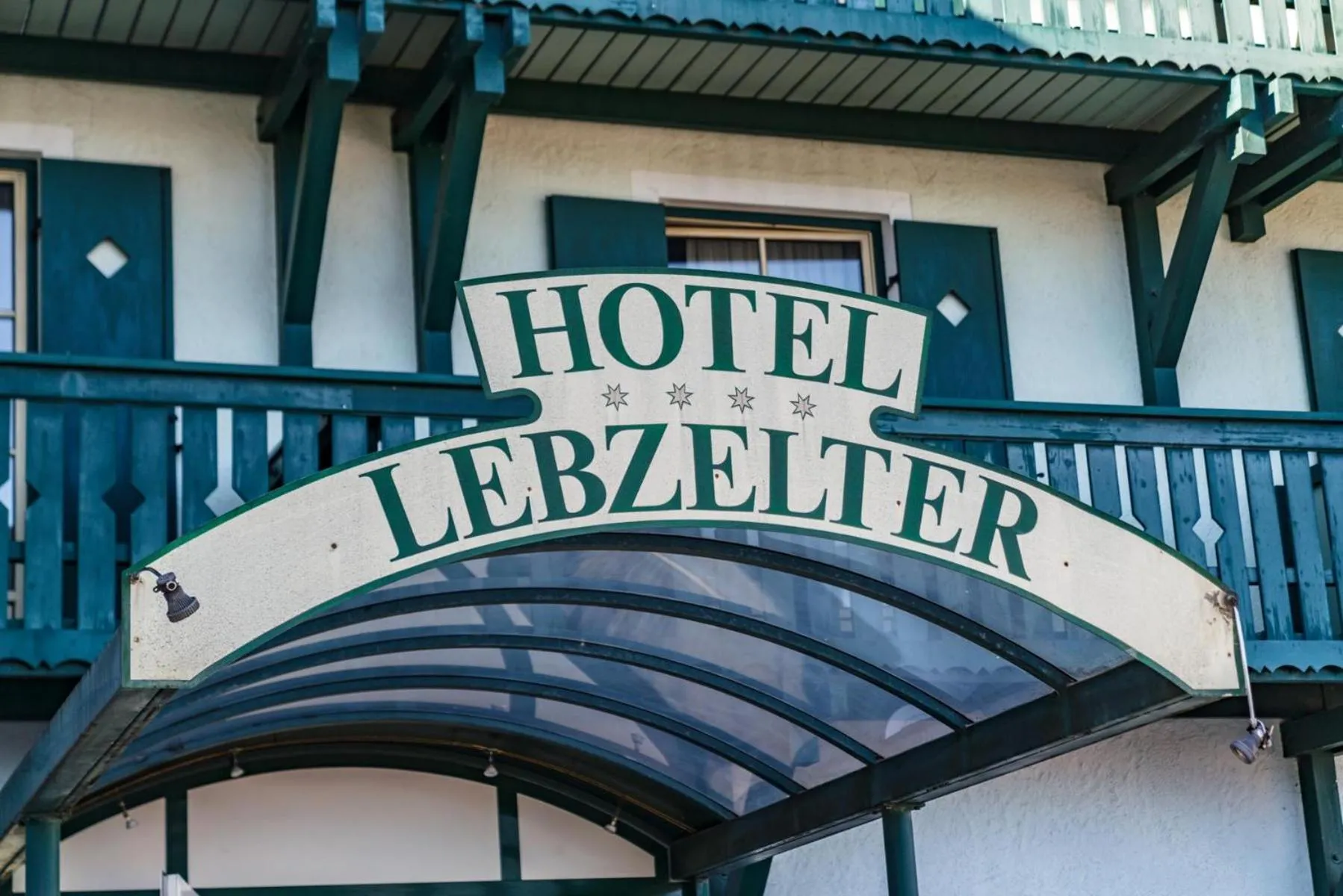 Property building in Hotel Restaurant Lebzelter