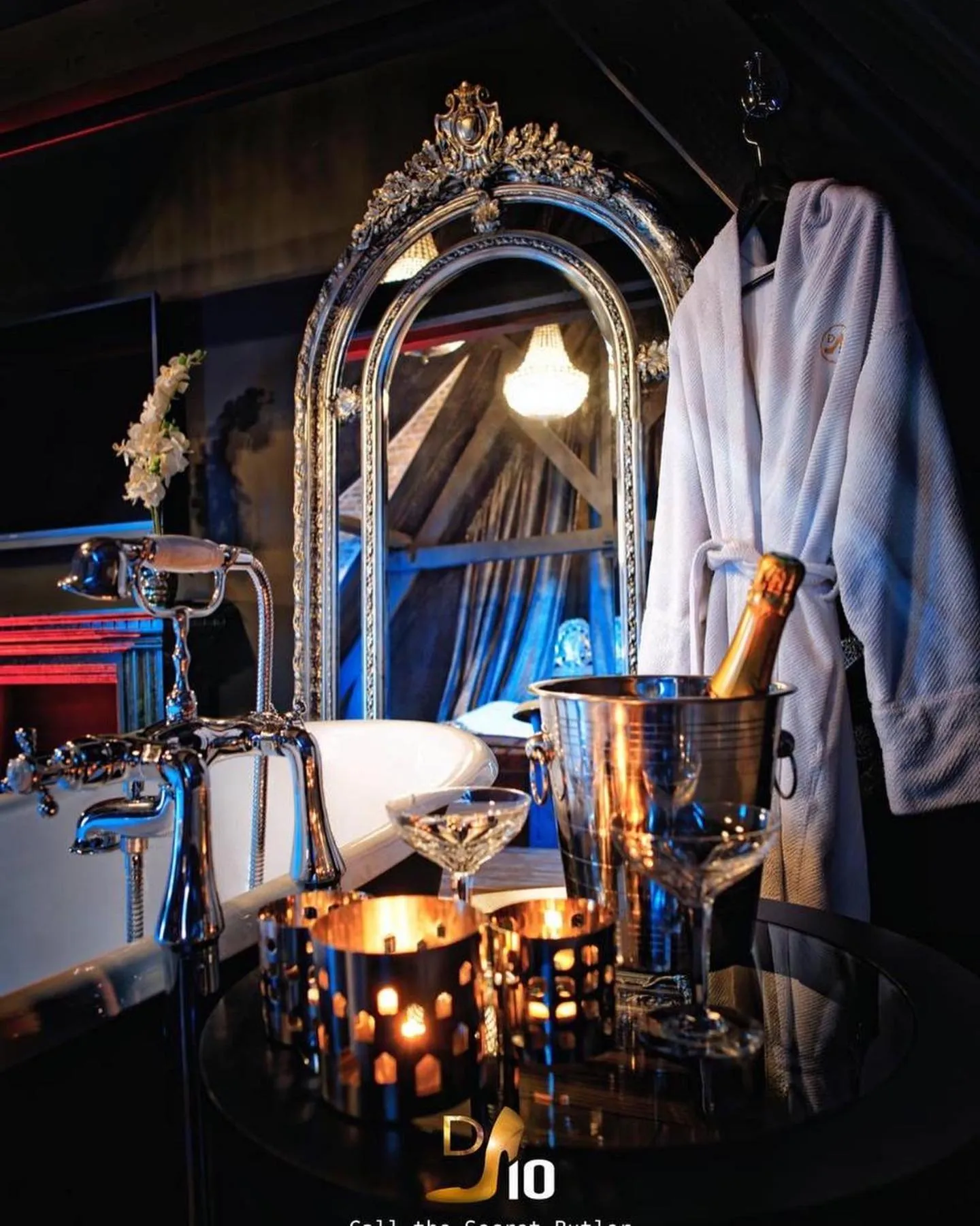 Decorative detail in Domaine 10