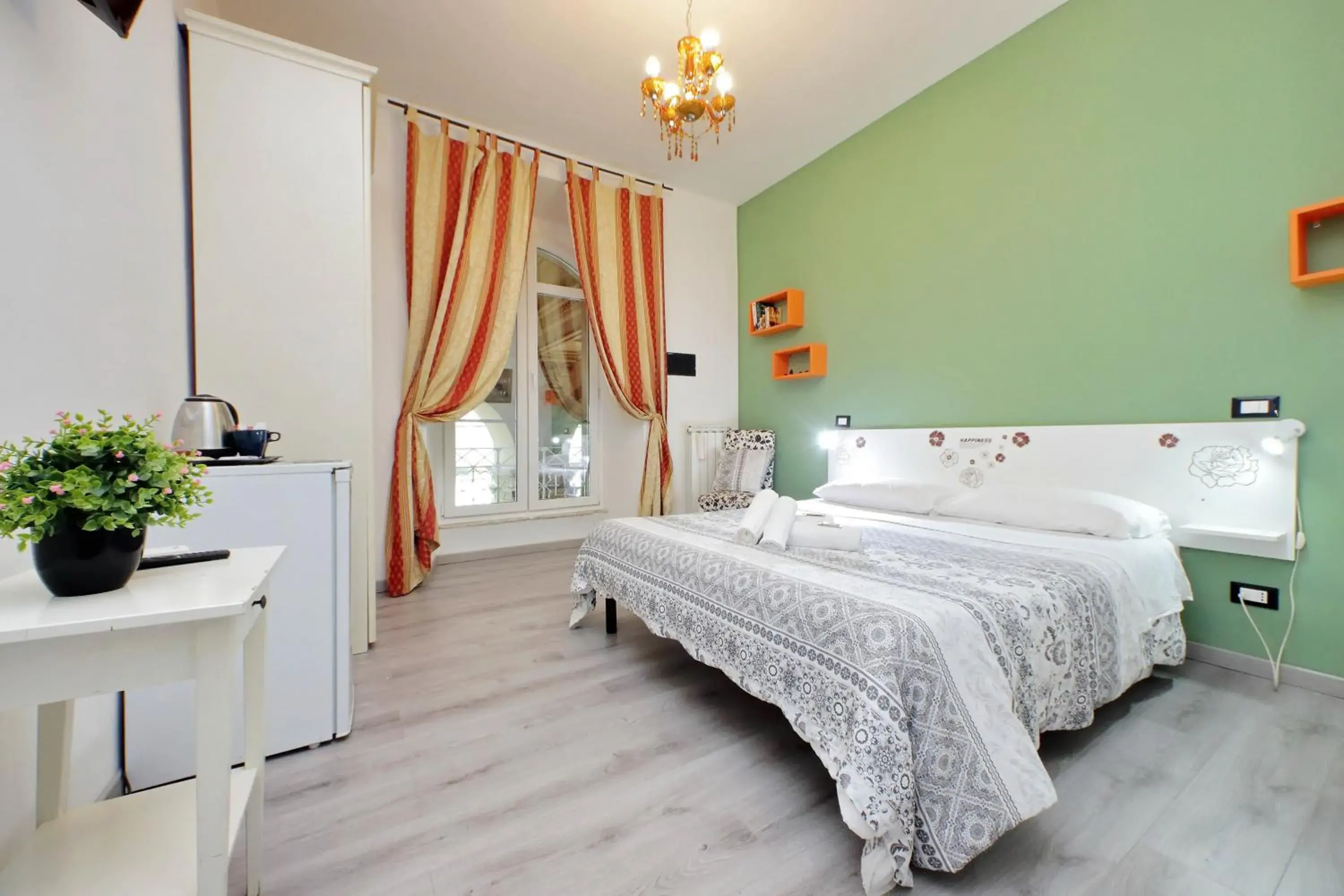 Lucky Holiday Rooms Lucky Holiday Rooms