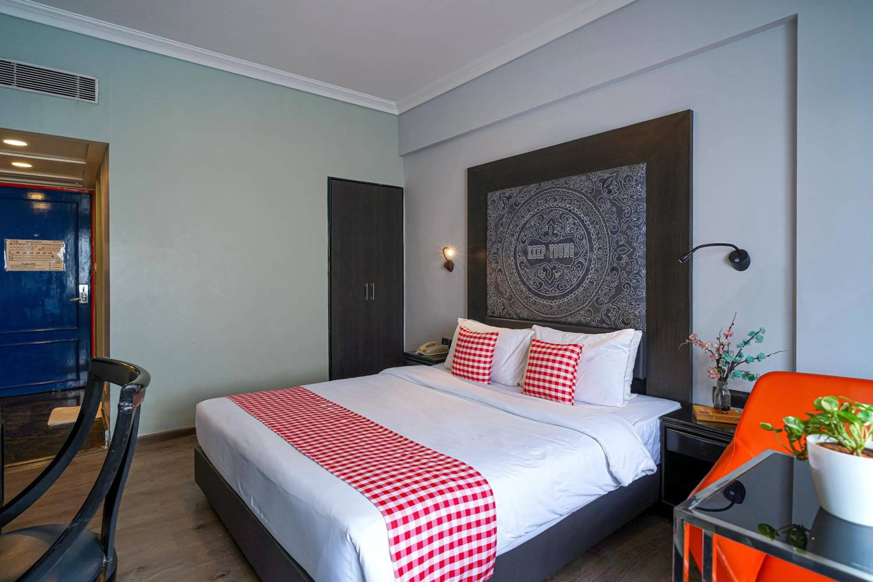 Bed in Open Hotel by Olive - The Infantry Hotel