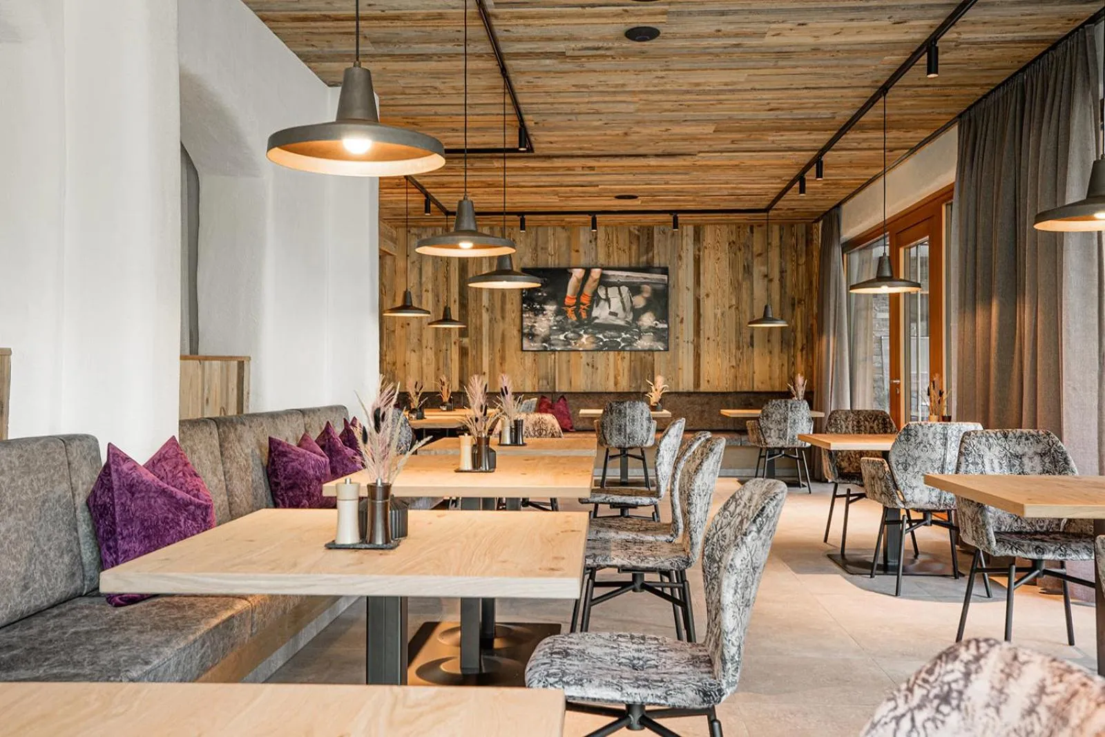 Restaurant/places to eat in Hotel Dorfer