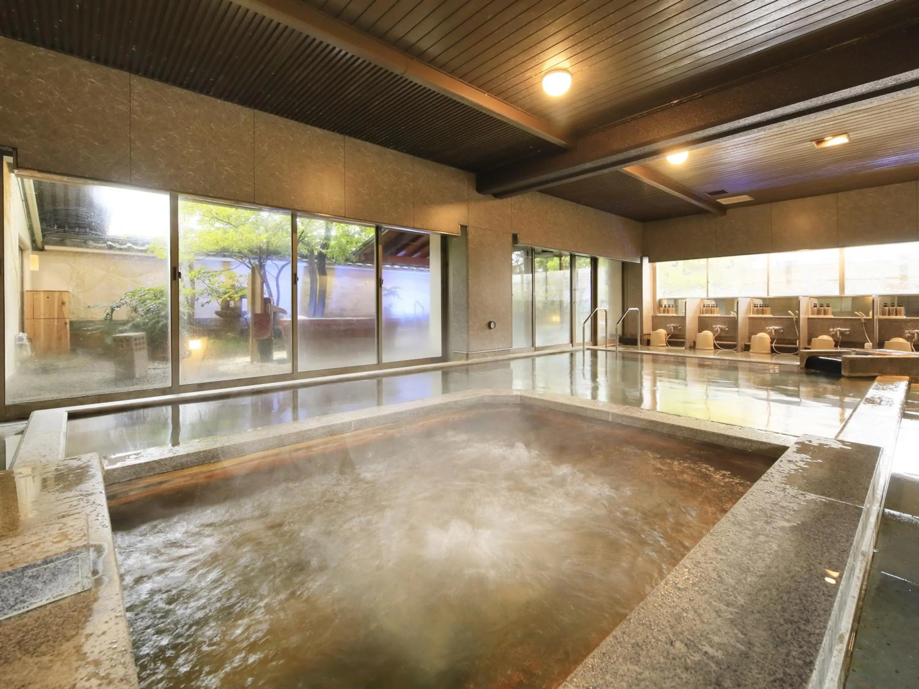 Public Bath in Hamanoyu