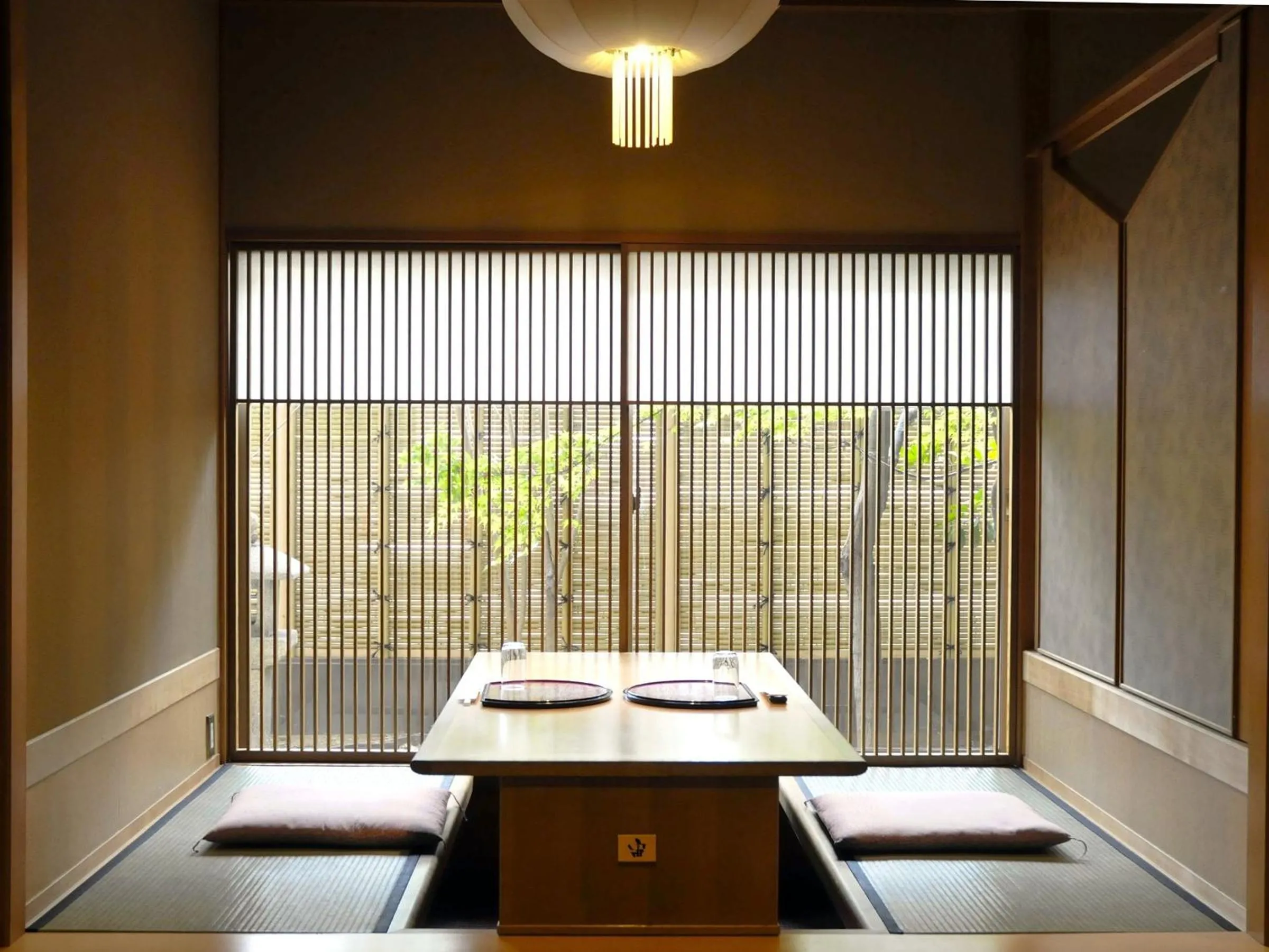 Dining area in Hamanoyu