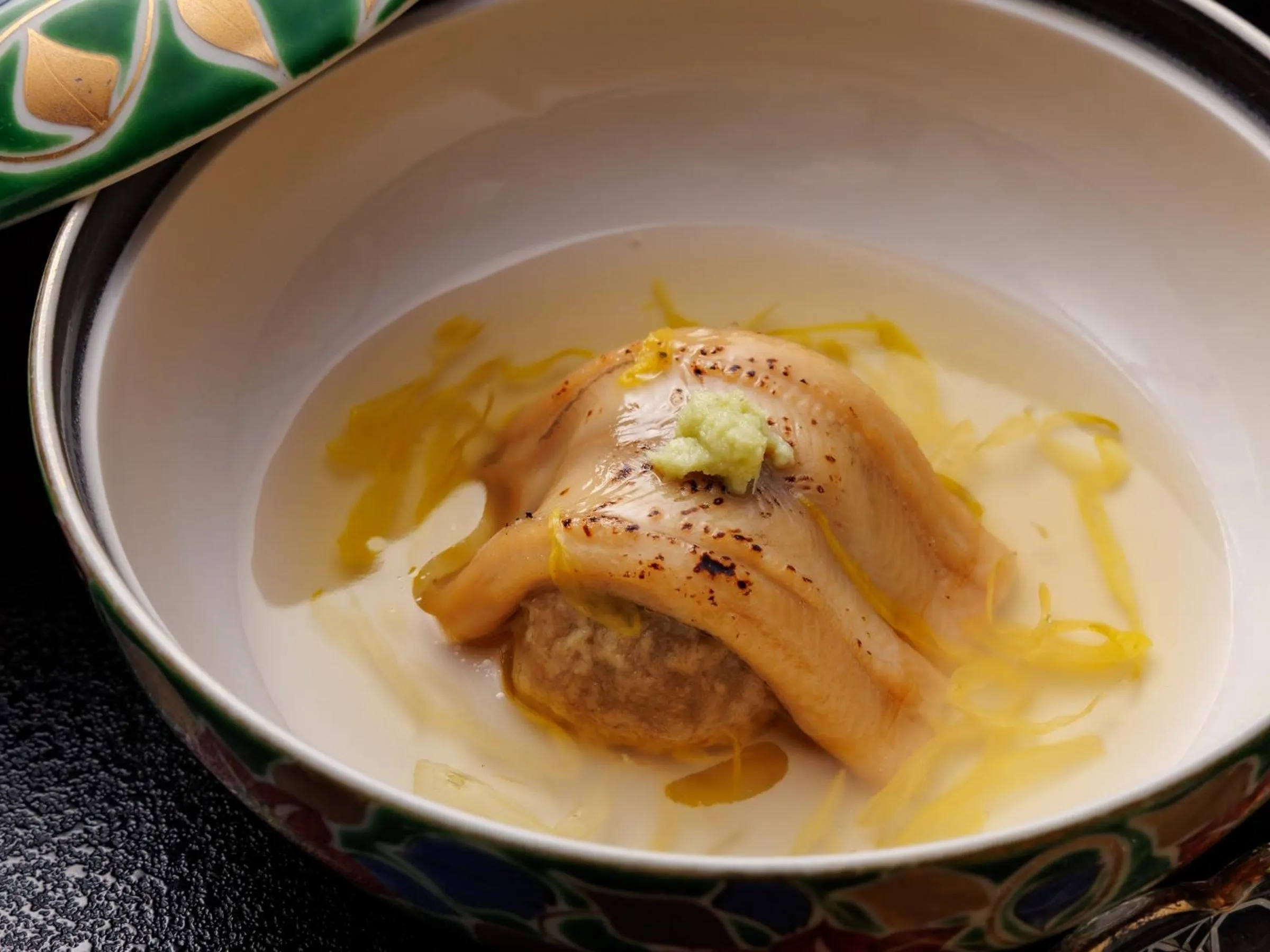 Food close-up in Hamanoyu