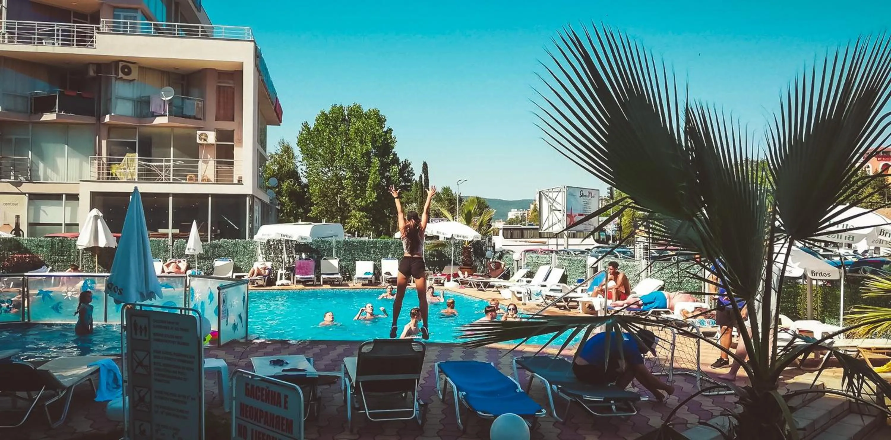 Swimming pool in Hotel Bohemi